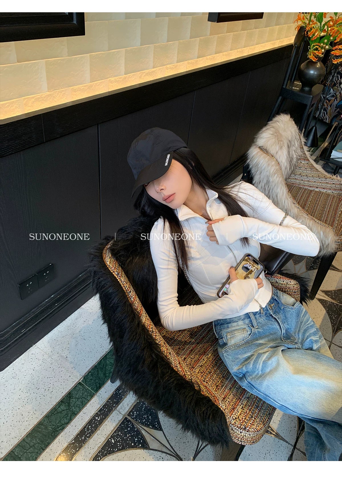 SUNONEONE Crease Mopping Loose Jeans