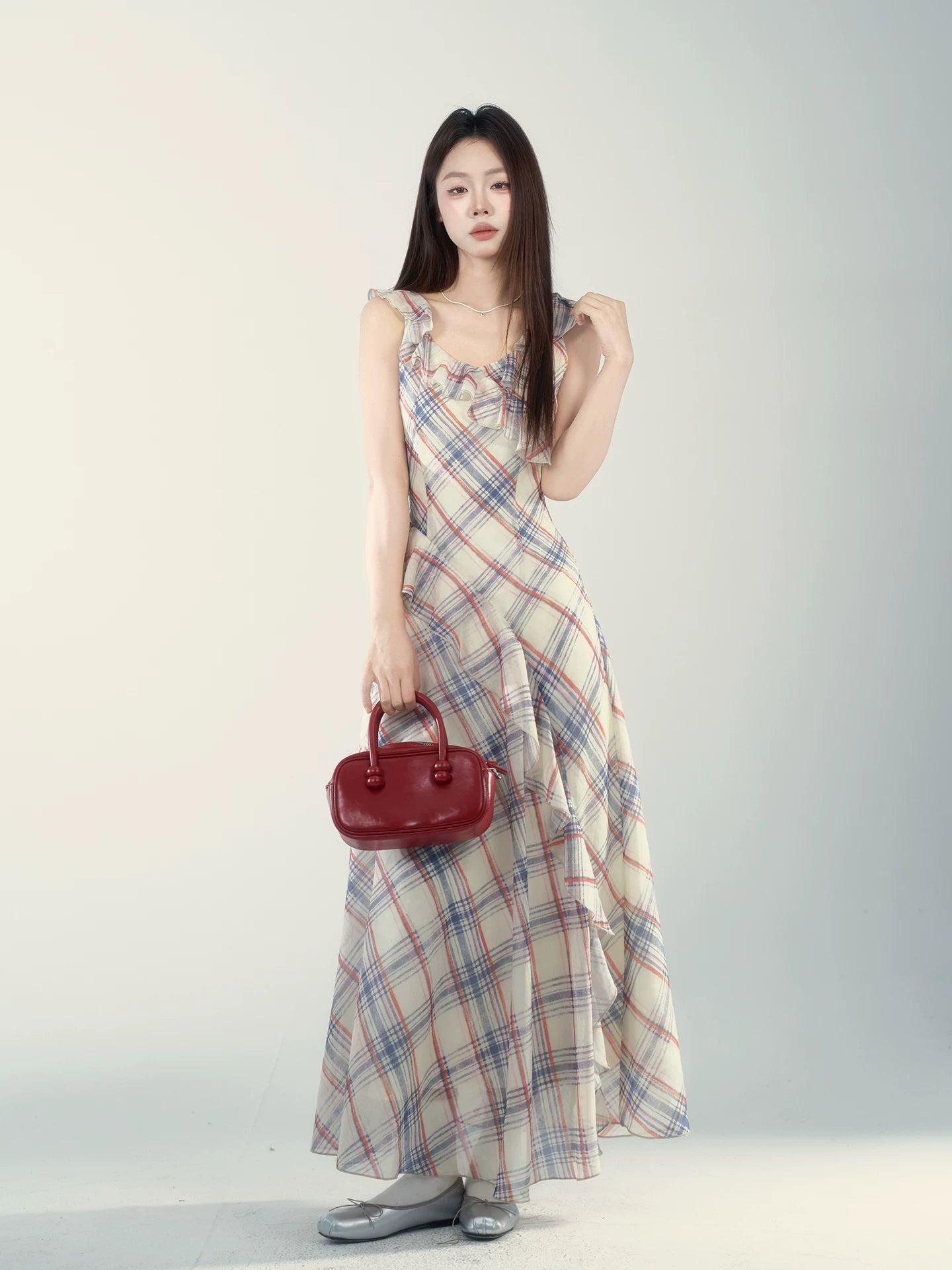 Wildberry V Neck Plaid Waist Dress