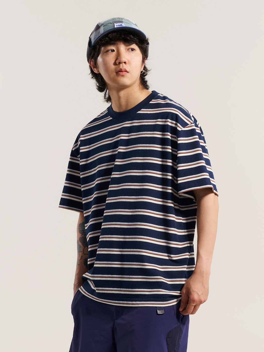 NUMBERSALT25SS Contrasting Stripes Loose Casual Tee