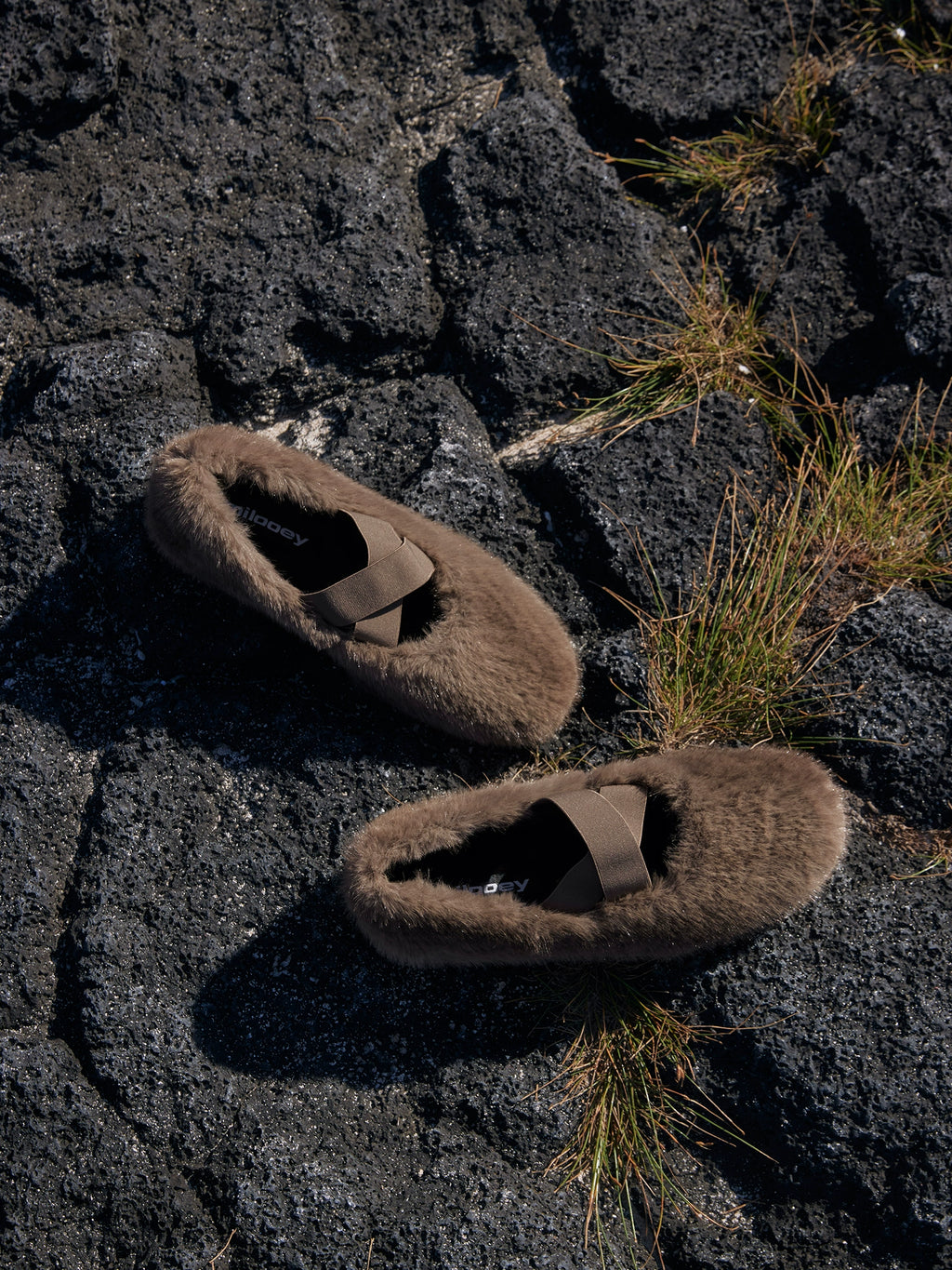 Milooey Cross Strap Out Fluffy Shoes