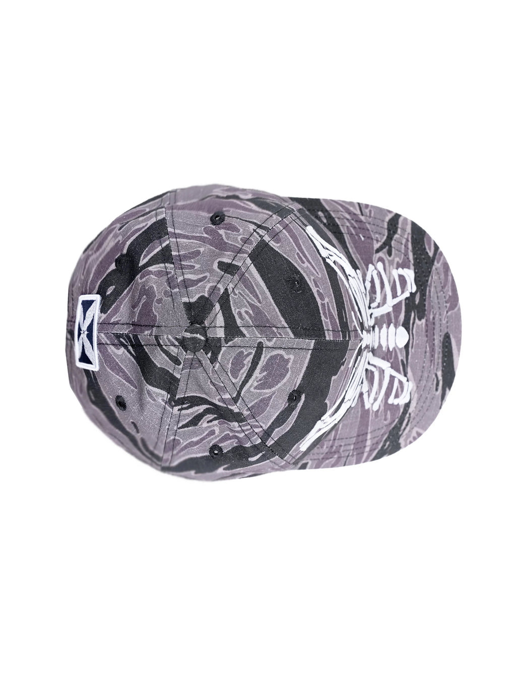 LIBERAFIT Embroidered Camouflage Curved-brimmed Racing Cap