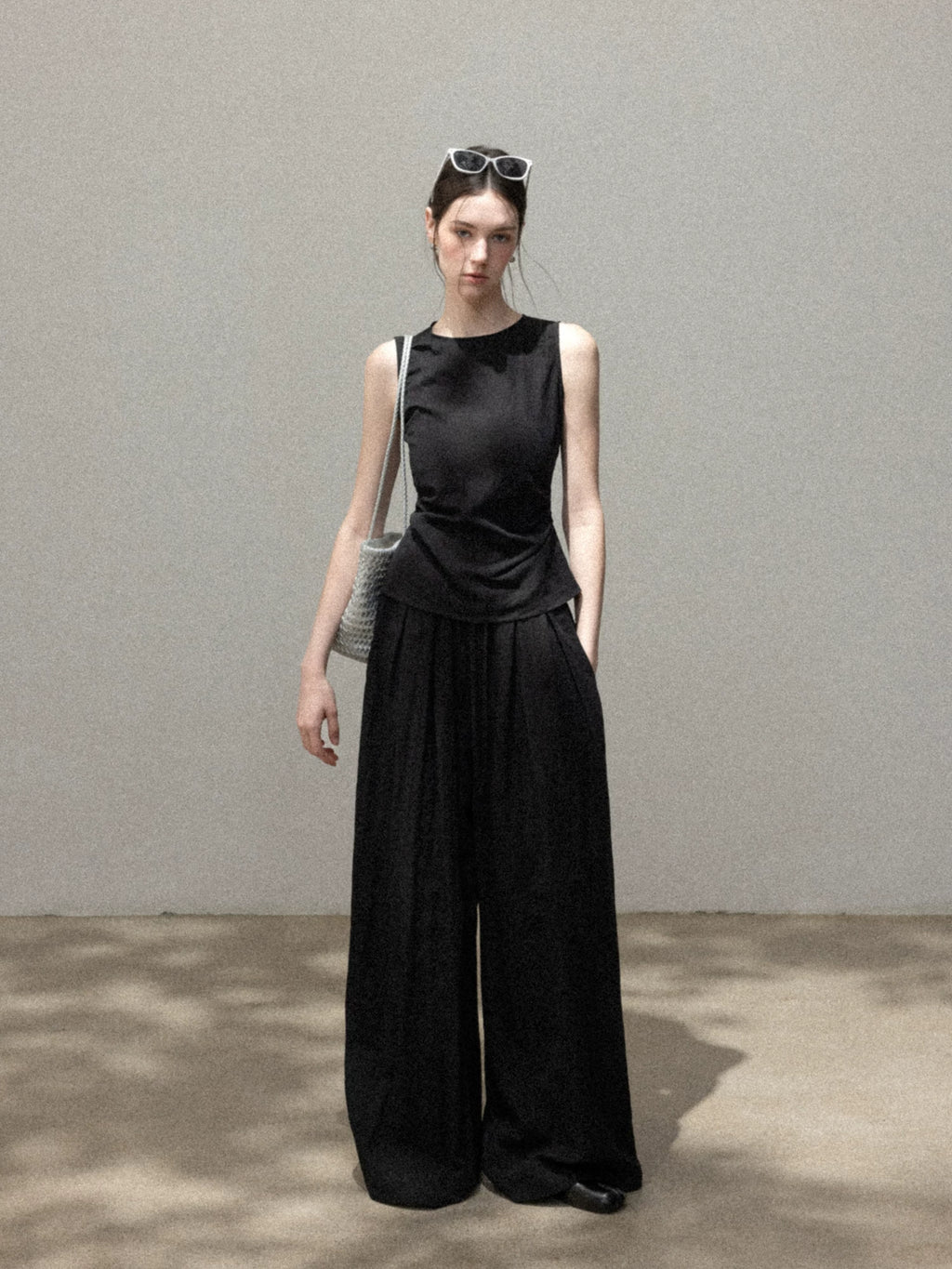 Cantonstory Crew Neck Skinny Sling Tank Top Casual Pants Set