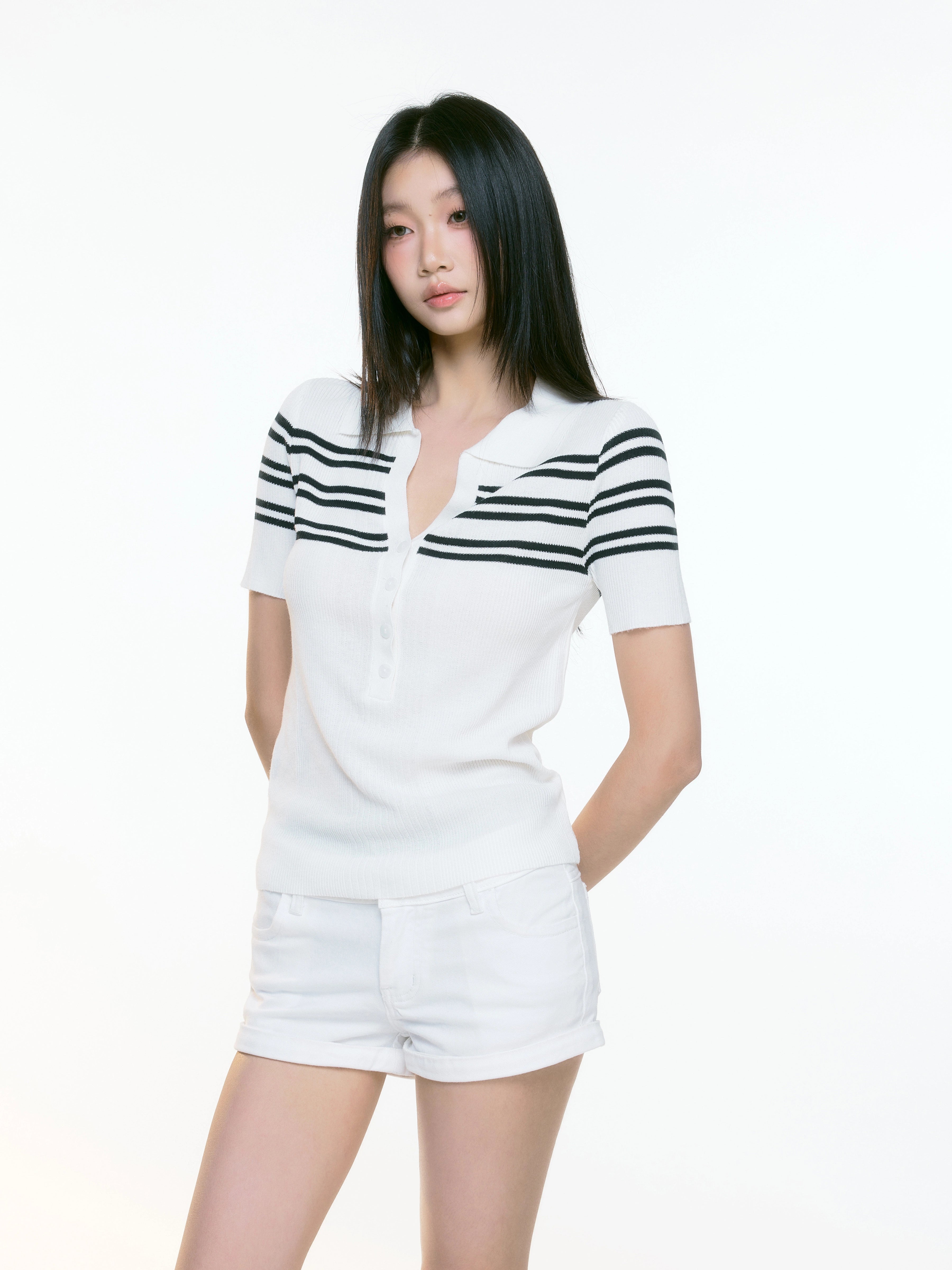 WITHMIN Knitted Slim and Thin Front Shoulder Tee