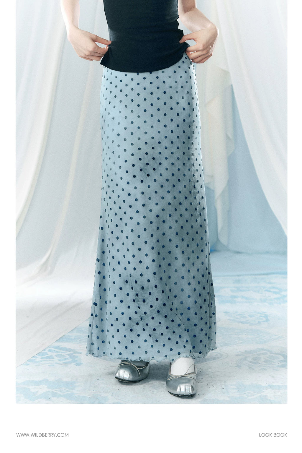 Wildberry High Waist Skinny Polka Dot Skirt