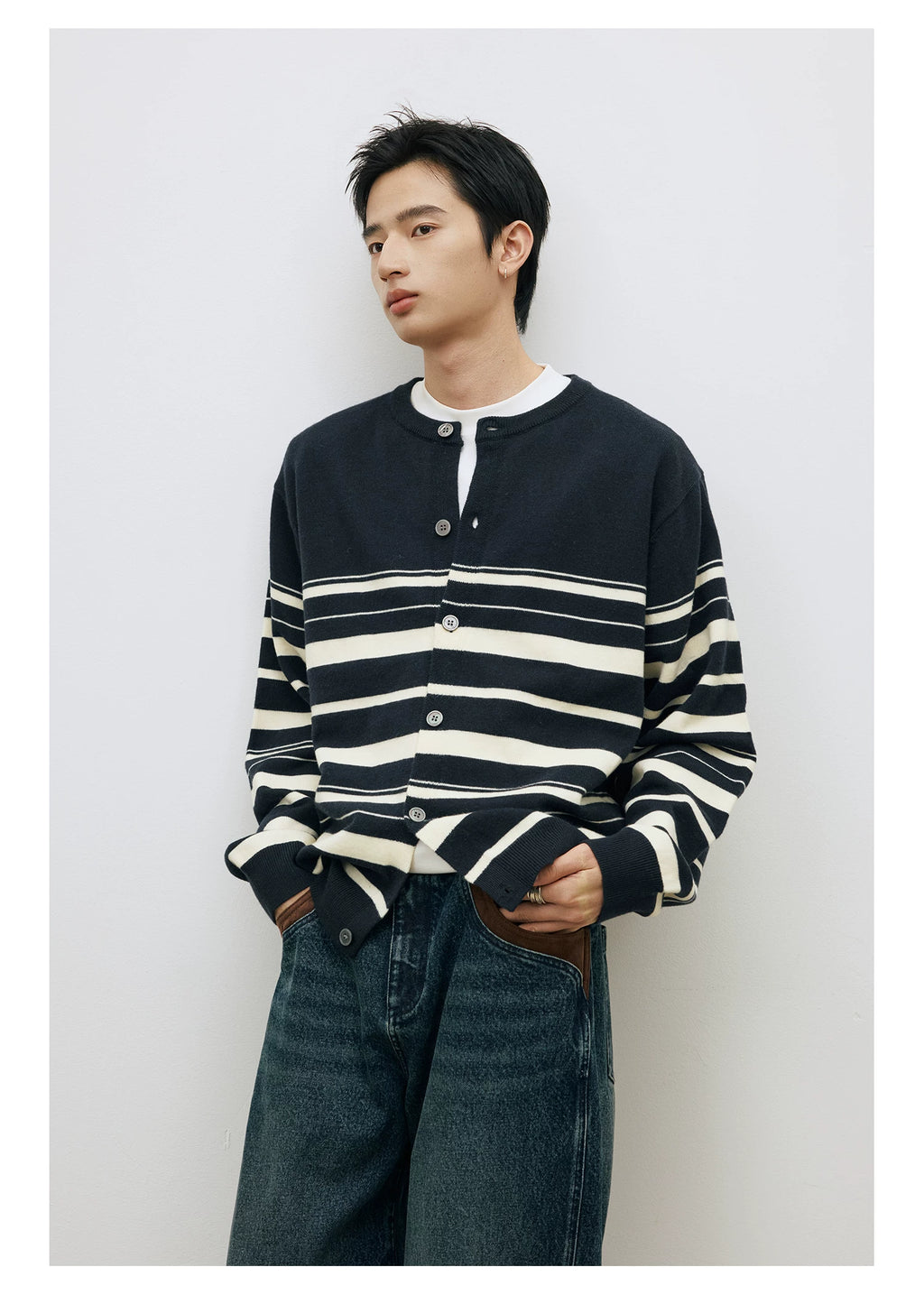 LR Irregular Contrasting Striped Casual Sweater