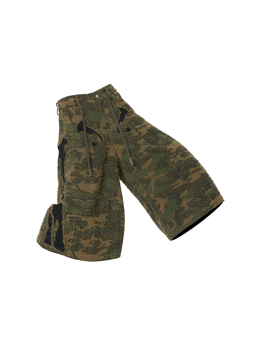 RELABEL Sticker Embroidery Contrasting Color Camouflage Eight-point Shorts