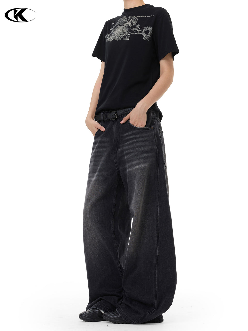 11KN Retro Loose Simple Straight Jeans
