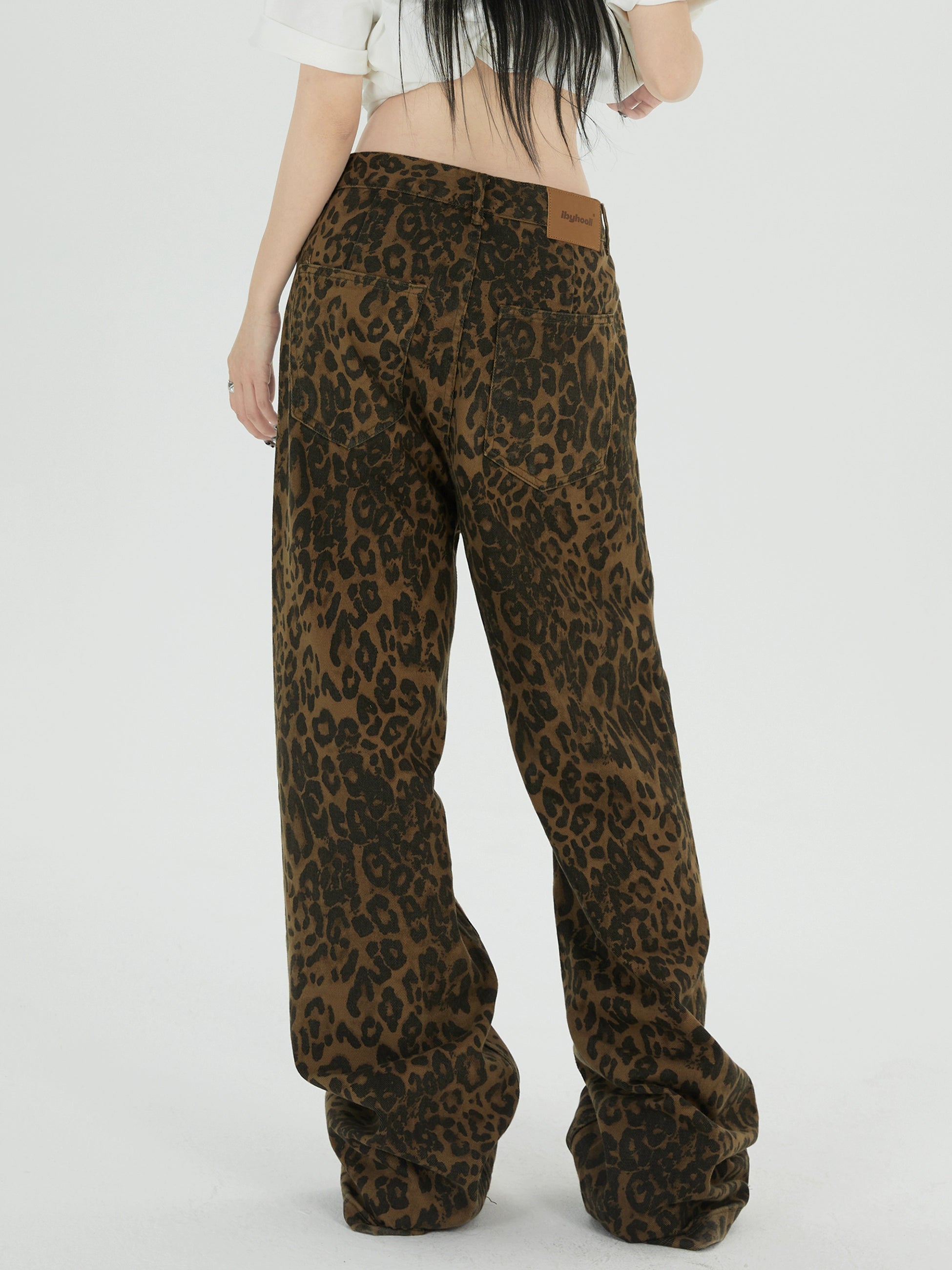ZAVK Leopard Wide Leg Straight Jeans
