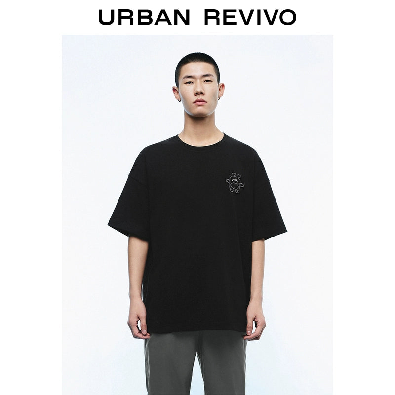 URBAN REVIVO Casual 3D Pattern Cotton Tee