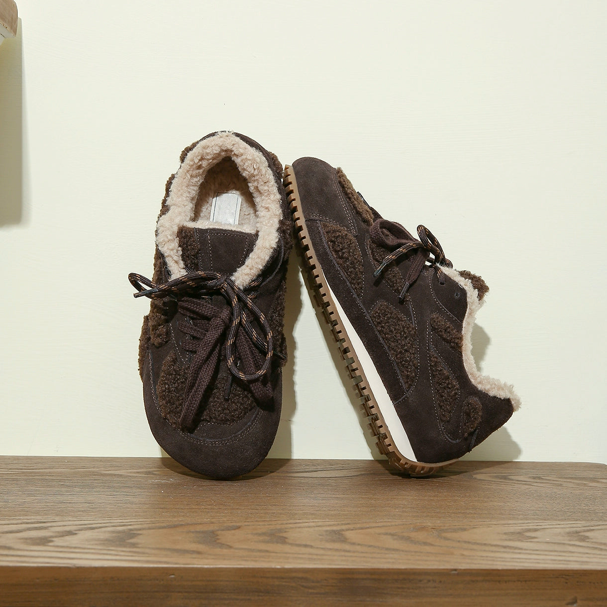 Lidaren Produced Leather Retro Fleece Casual Sneakers