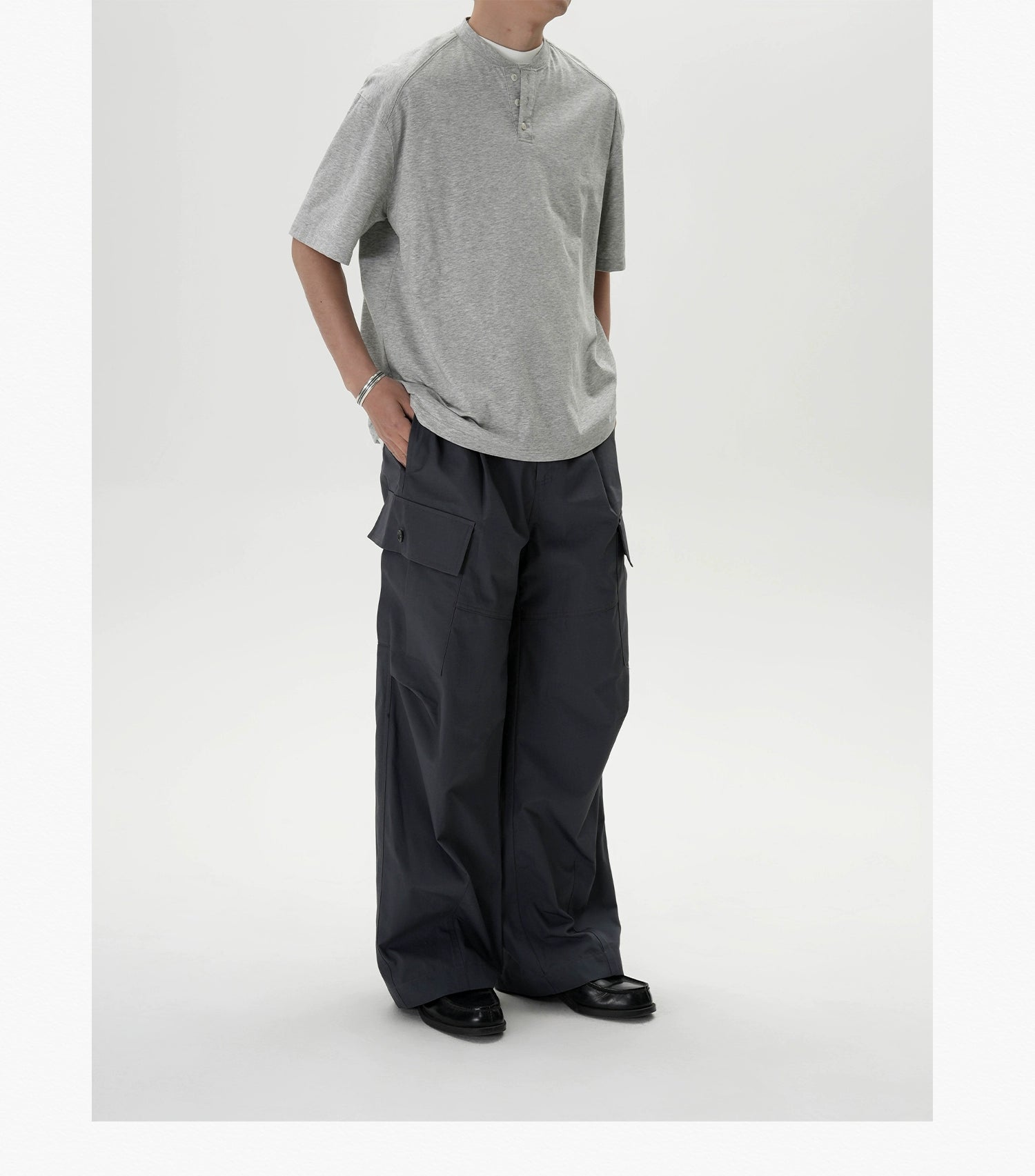 AWT Simple Casual Henry Collar Loose Tee