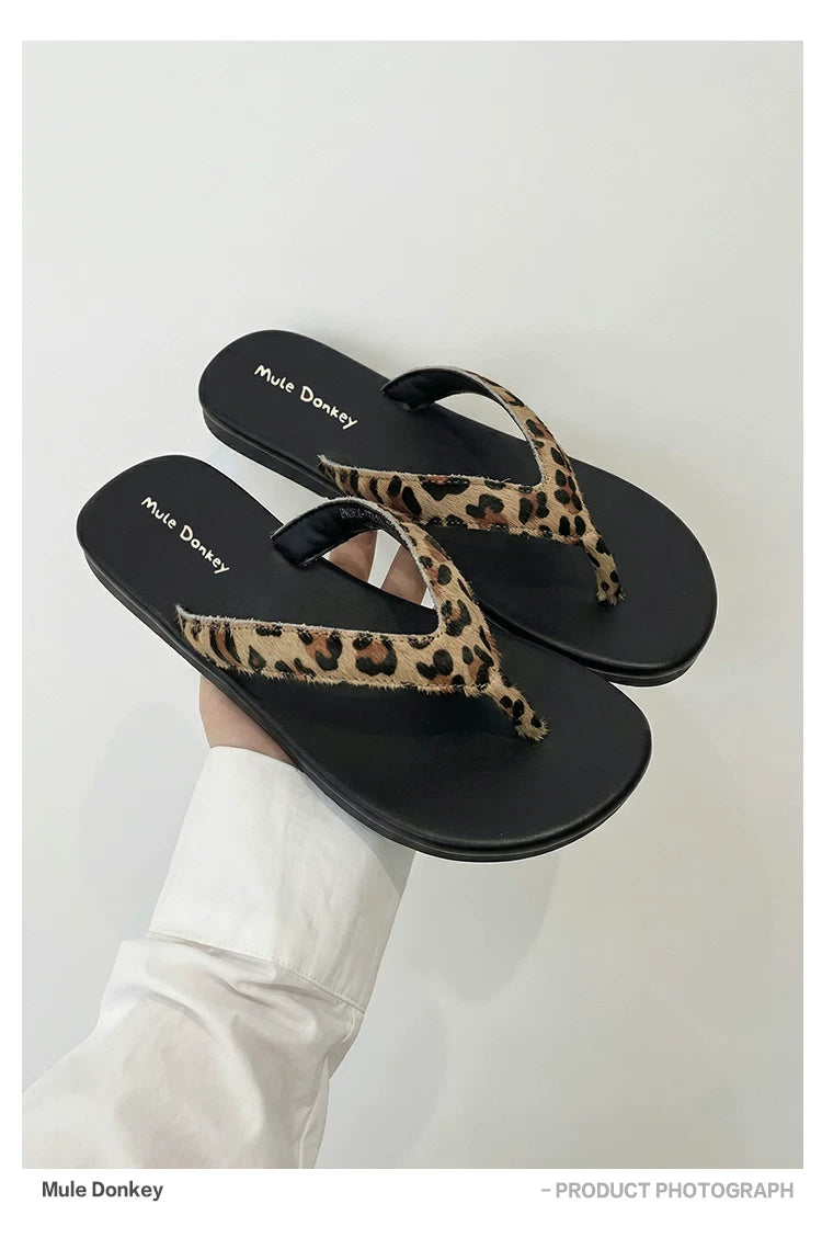 Donkey Leopard Print Outerwear Flip-flops