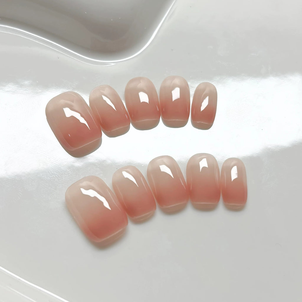 COCO Minimalist Advanced Sense White Wearing Armor