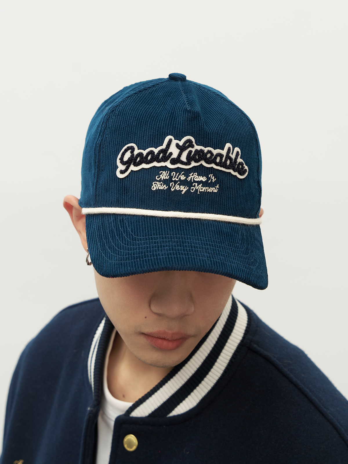GOODLIVEABLE Retro Corduroy Thermal Cap