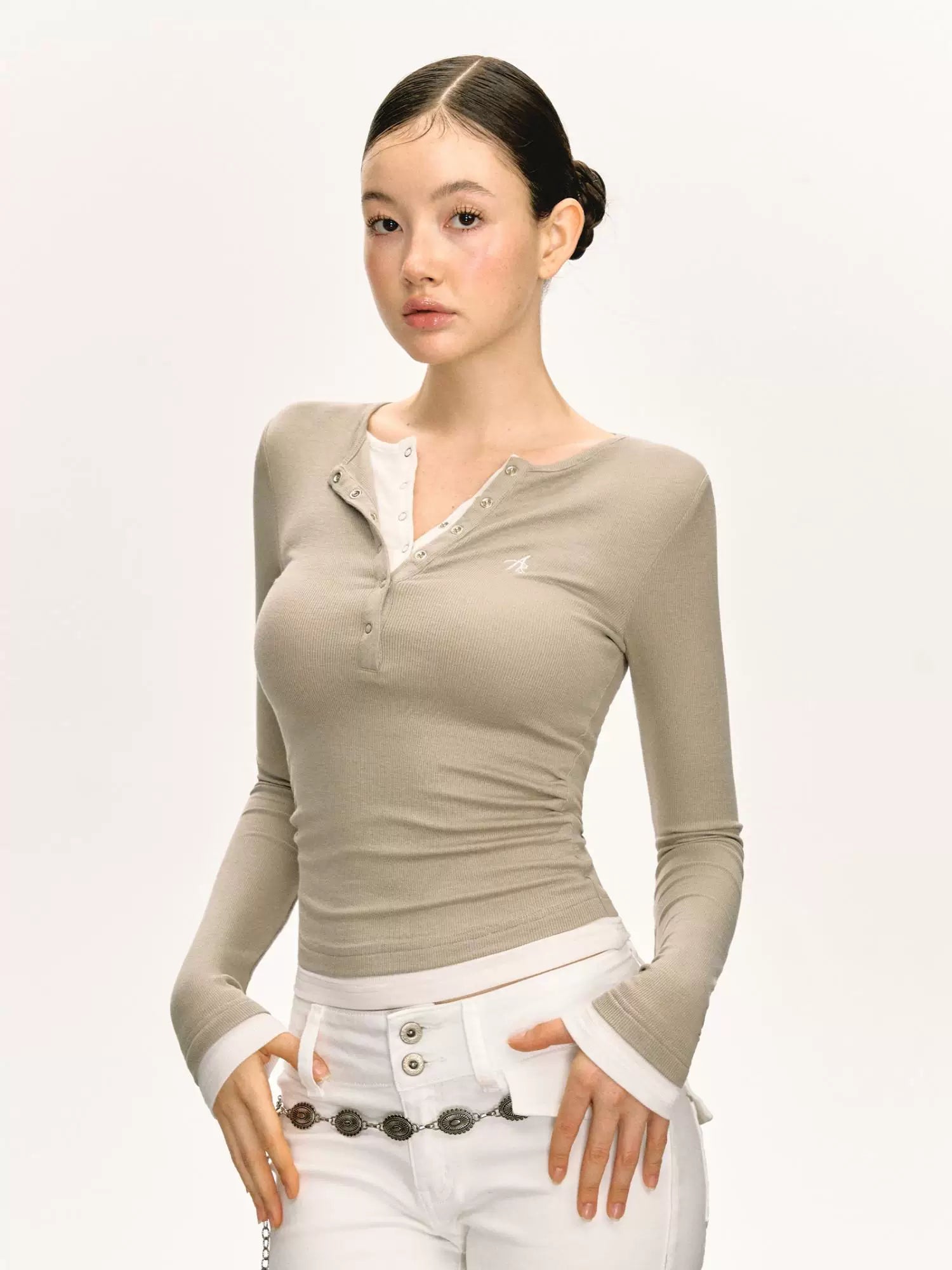 Ariseism Henry Collar Slim-fit Knitted Fake Two-piece Long Sleeve