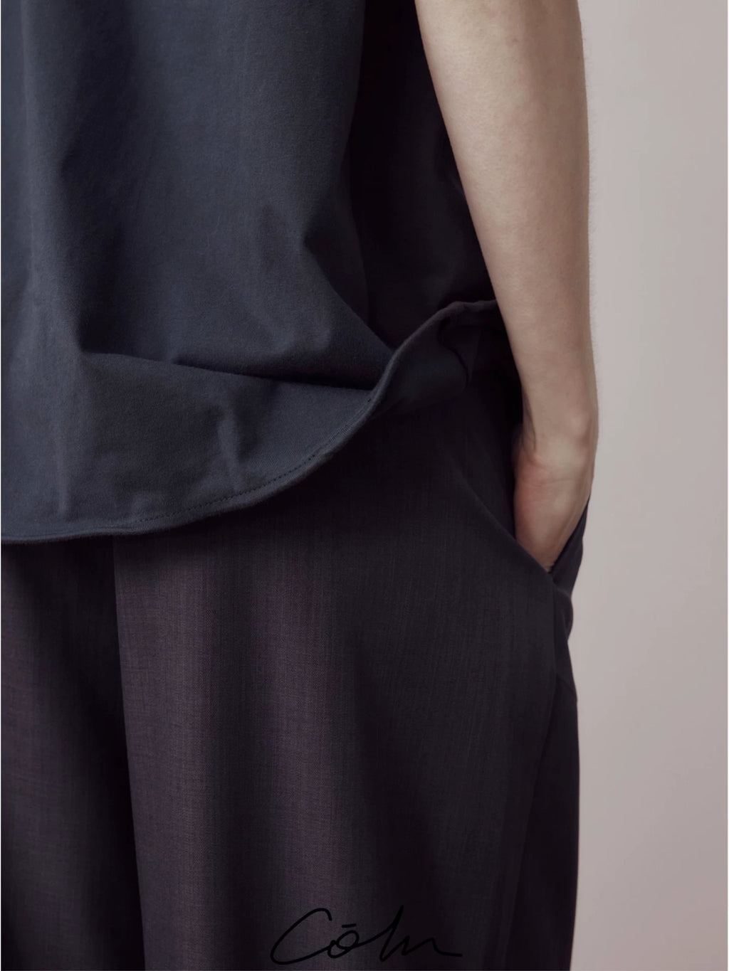 COLN Breathable Casual Loose Tee