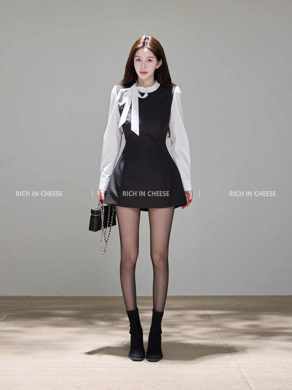 RICH IN CHEESE Lace-up Fake Two-piece Contrasting Dress