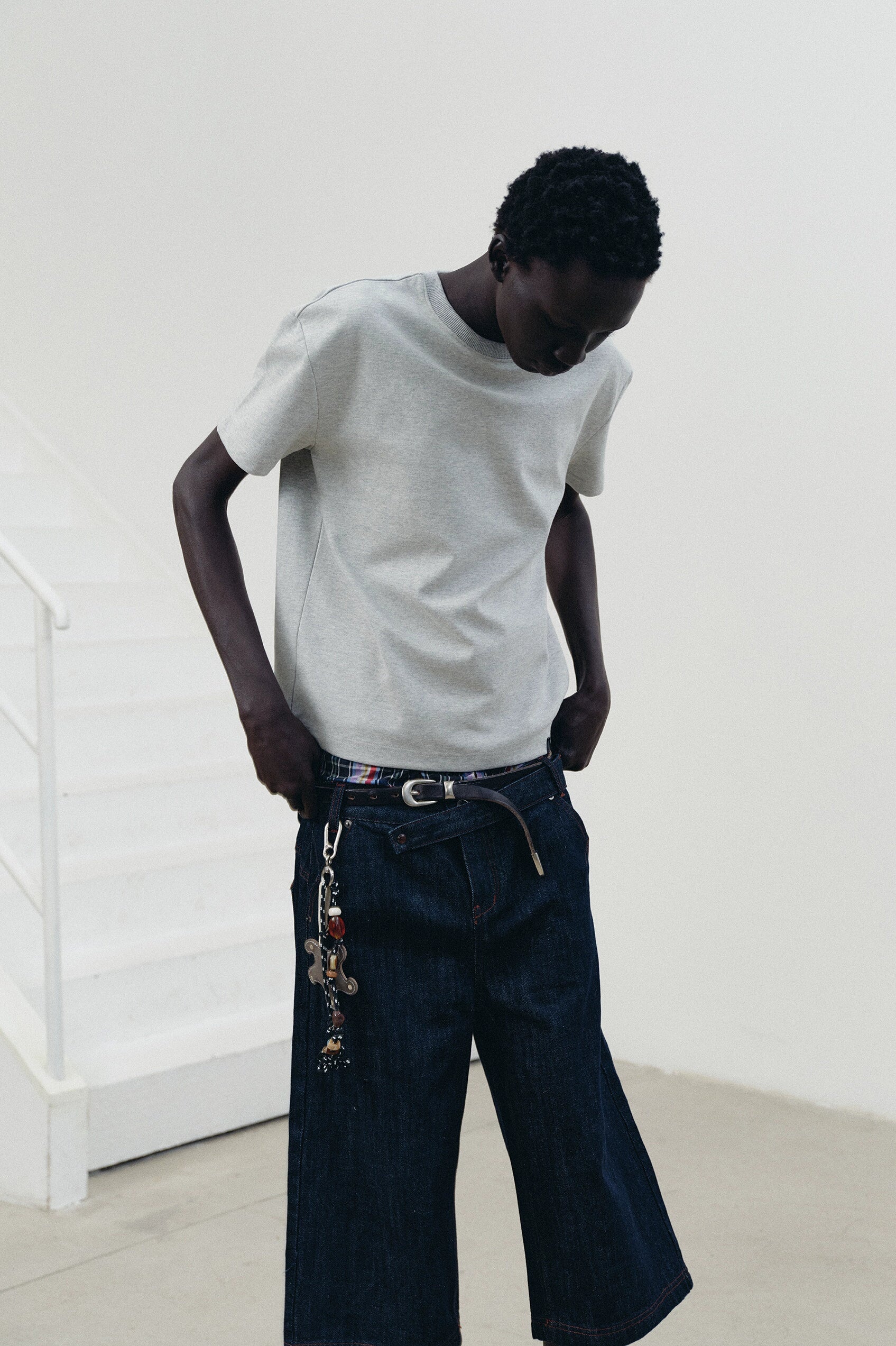 NOT UGLY Double-sided Abraded Shoulder Pads Three-color Tee