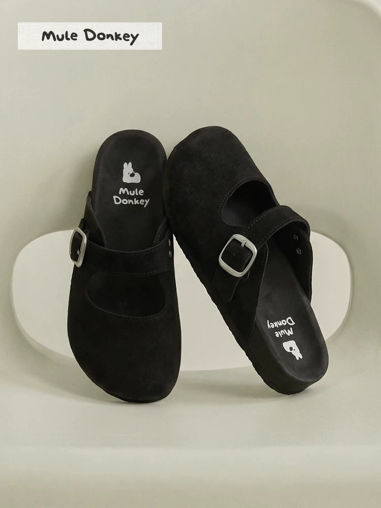 Donkey Wears A Thick-soled Half-pedal Slippers