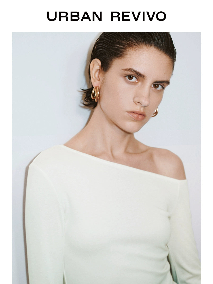 URBAN REVIVO Charm Atmosphere Slim Slanted Shoulder Collar Long Sleeves