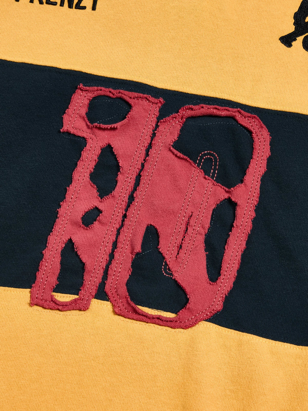 PEOPLESENSE Striped Cloth Embroidery Sports Tee