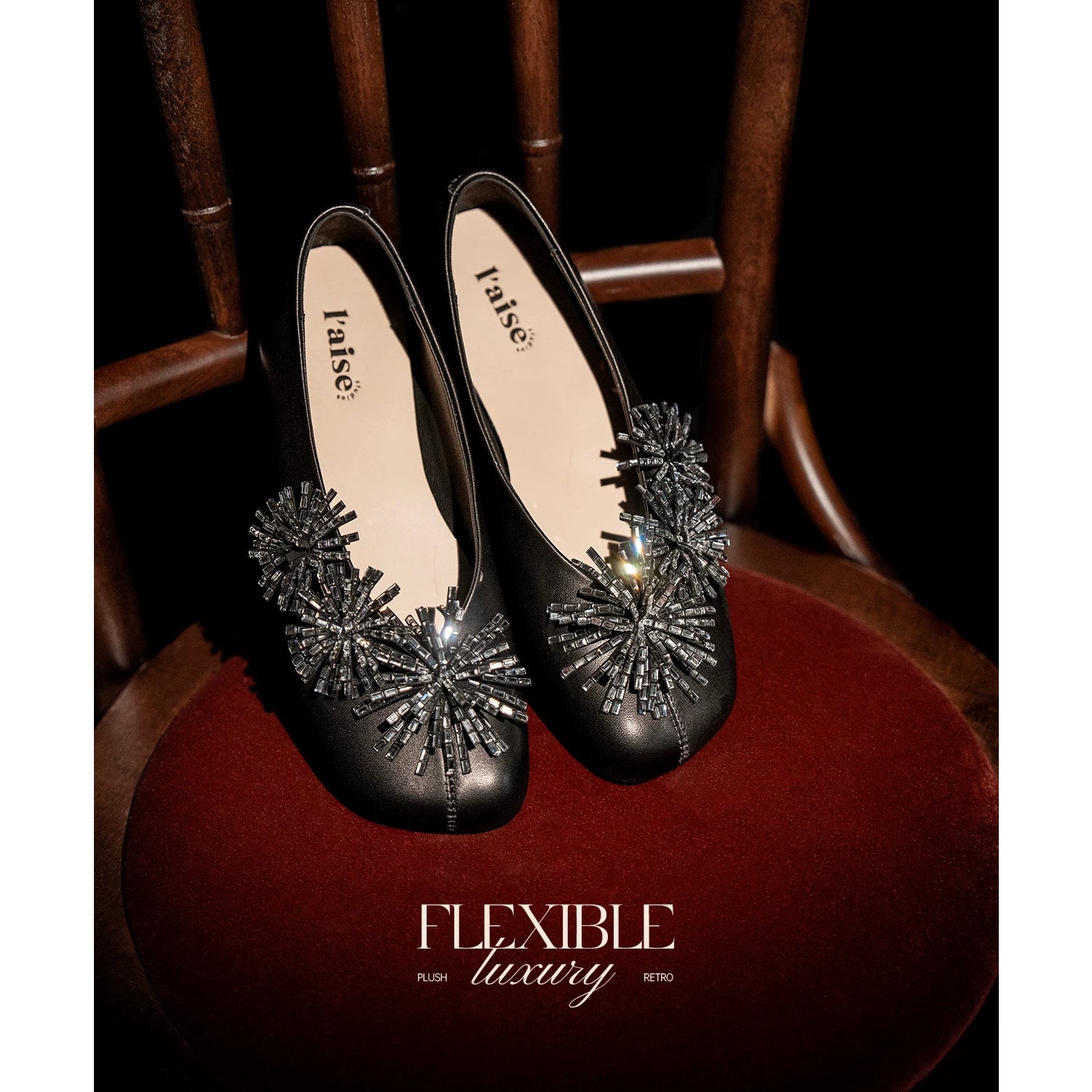 L'aise Square Head Rhinestone Soft-soled Shoes