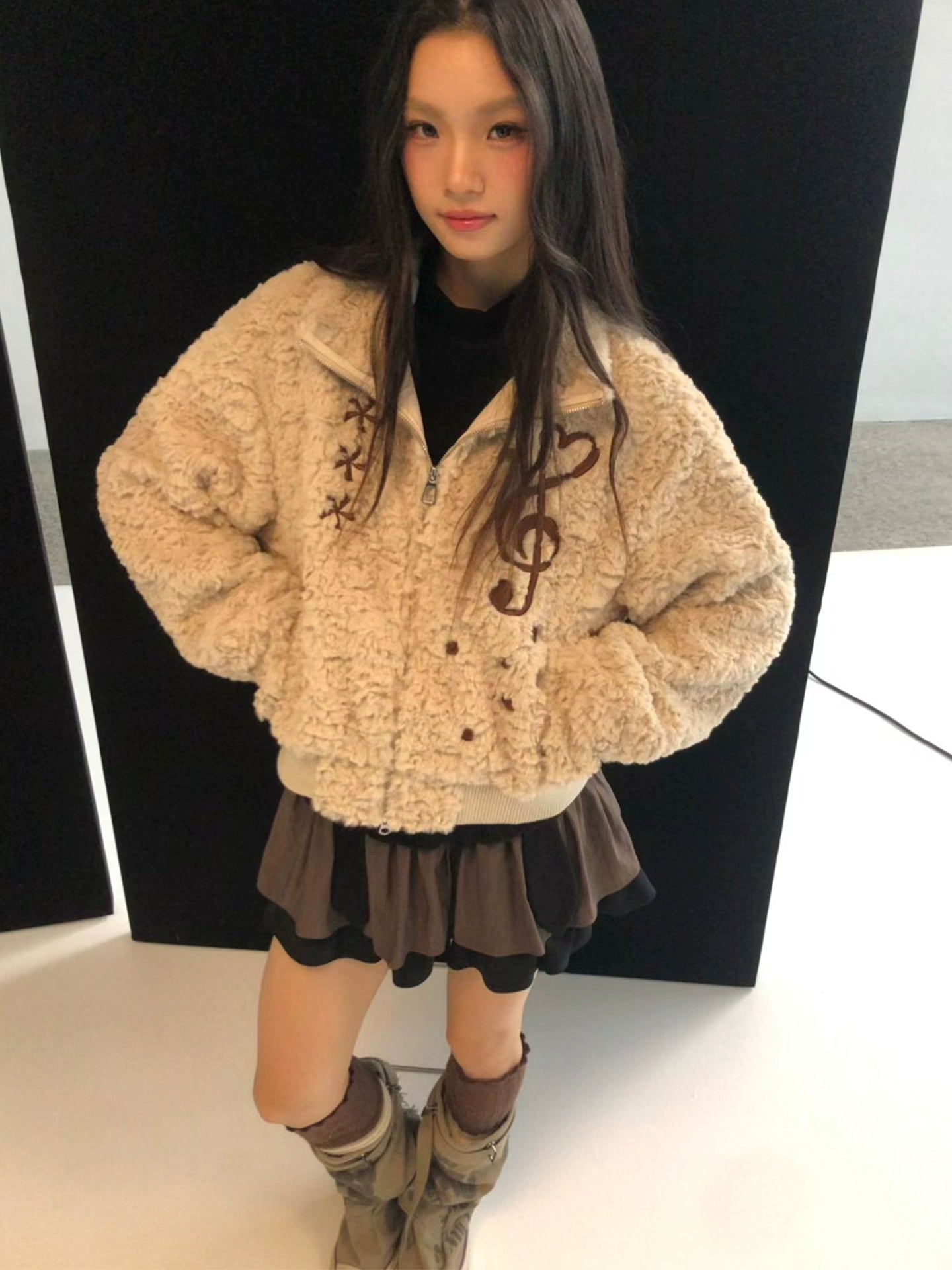 MOMSAYCAN Plush Suede Embroidered Short Jacket