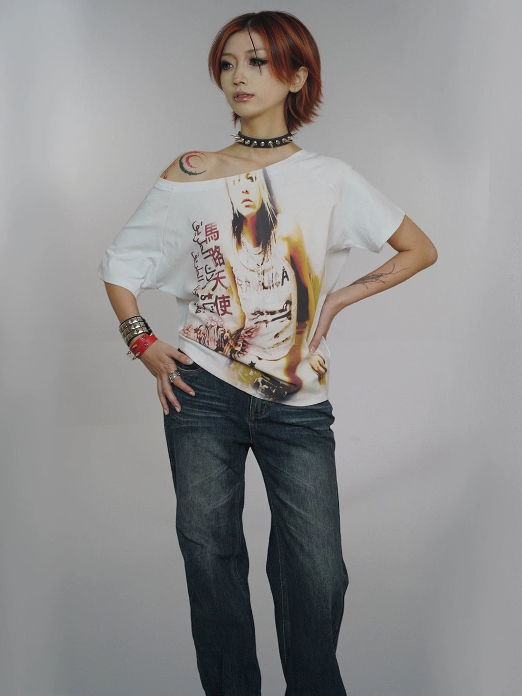 WEBBAR Y2K Antique Spice Girl Slash Shoulder Tee