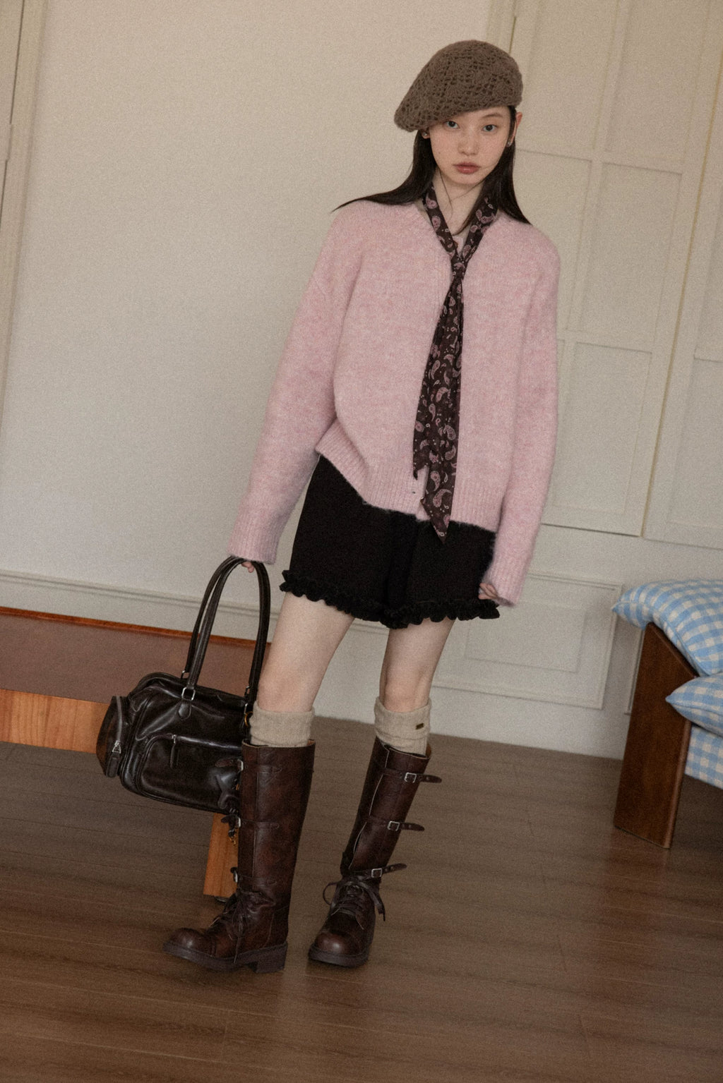 Cantonstory Lazy Style Slim and Thin Knitted Sweater