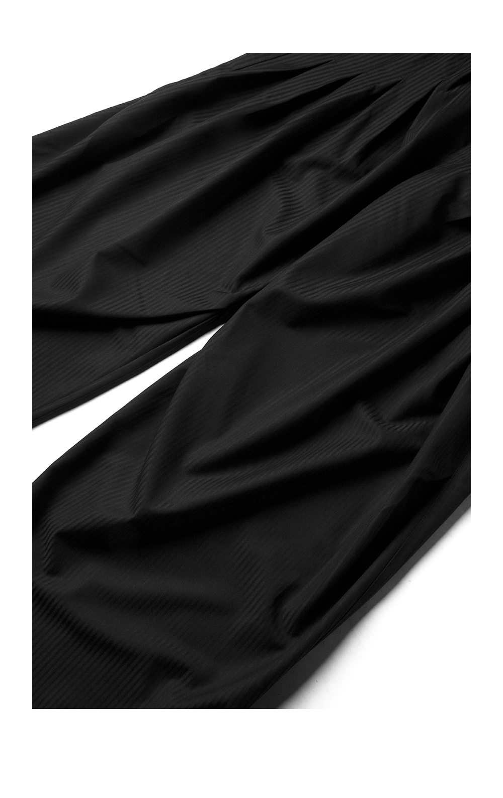RELABEL Jacquard Striped Pleated Trousers
