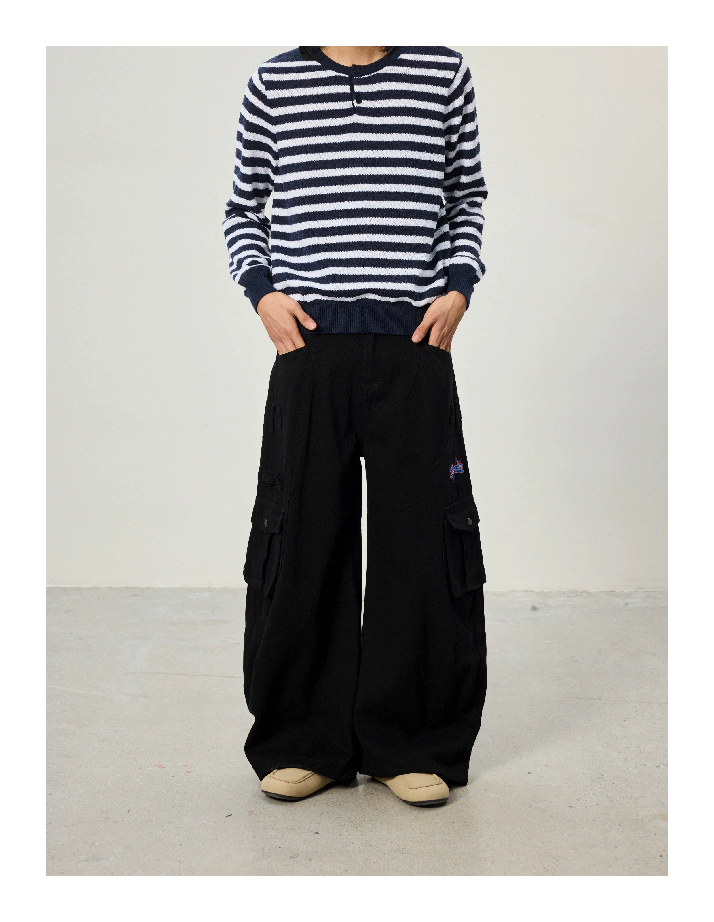 BTSG Vintage Embroidered Multi-pocket Cargo Pants
