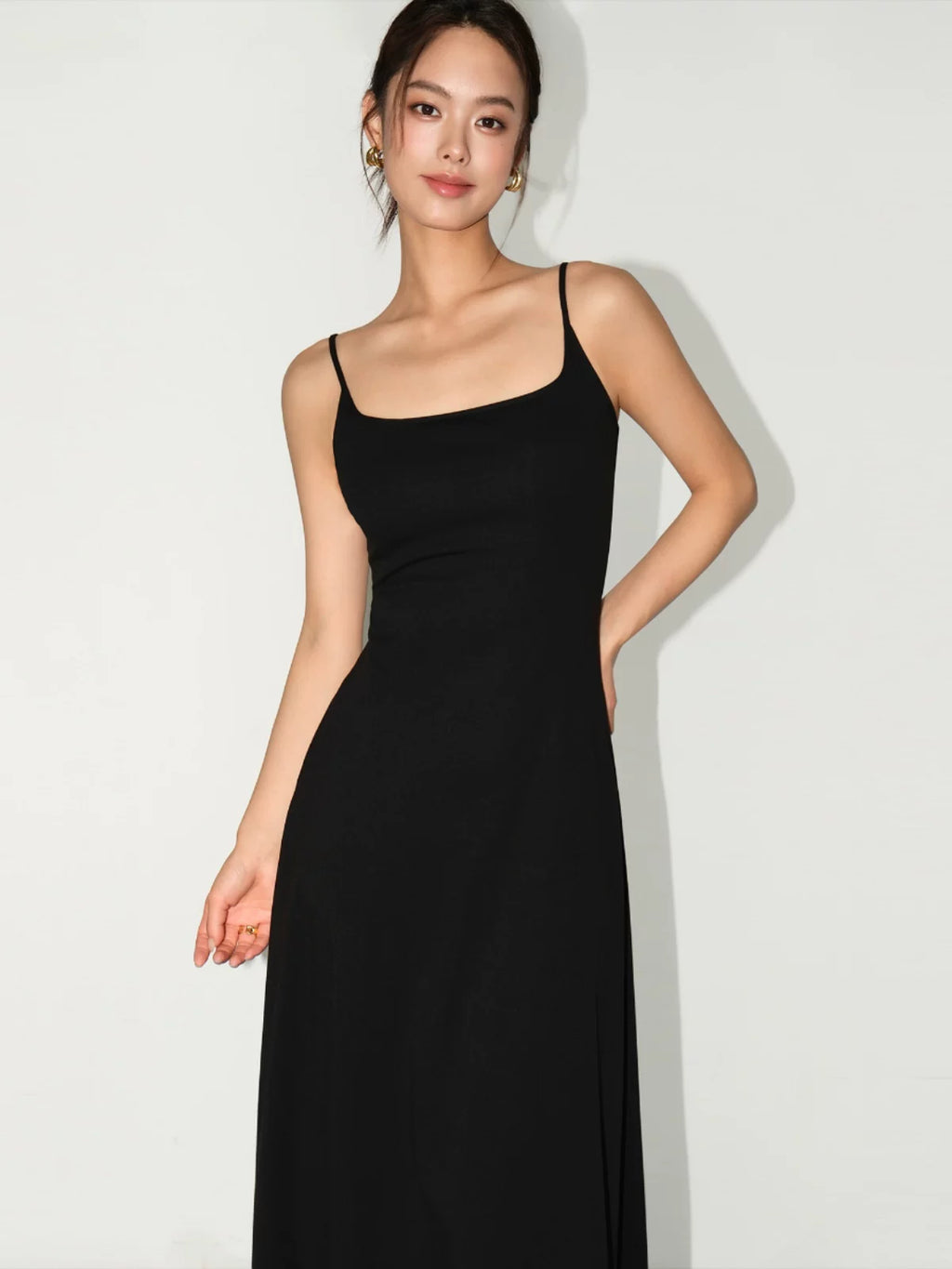 NEVA HU Slim-fit Suspender-knit Dress