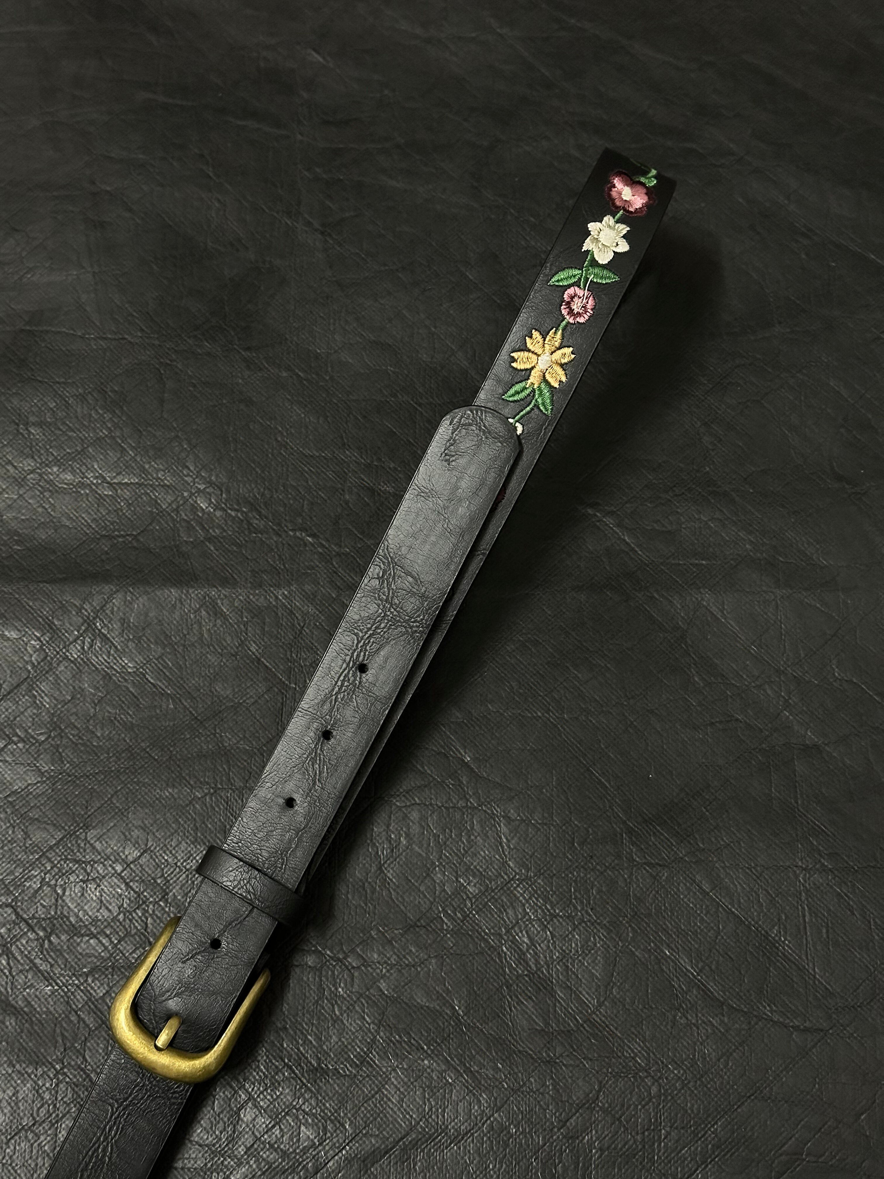 DPOL Embroidered Flower Cleanfit Medieval Belt