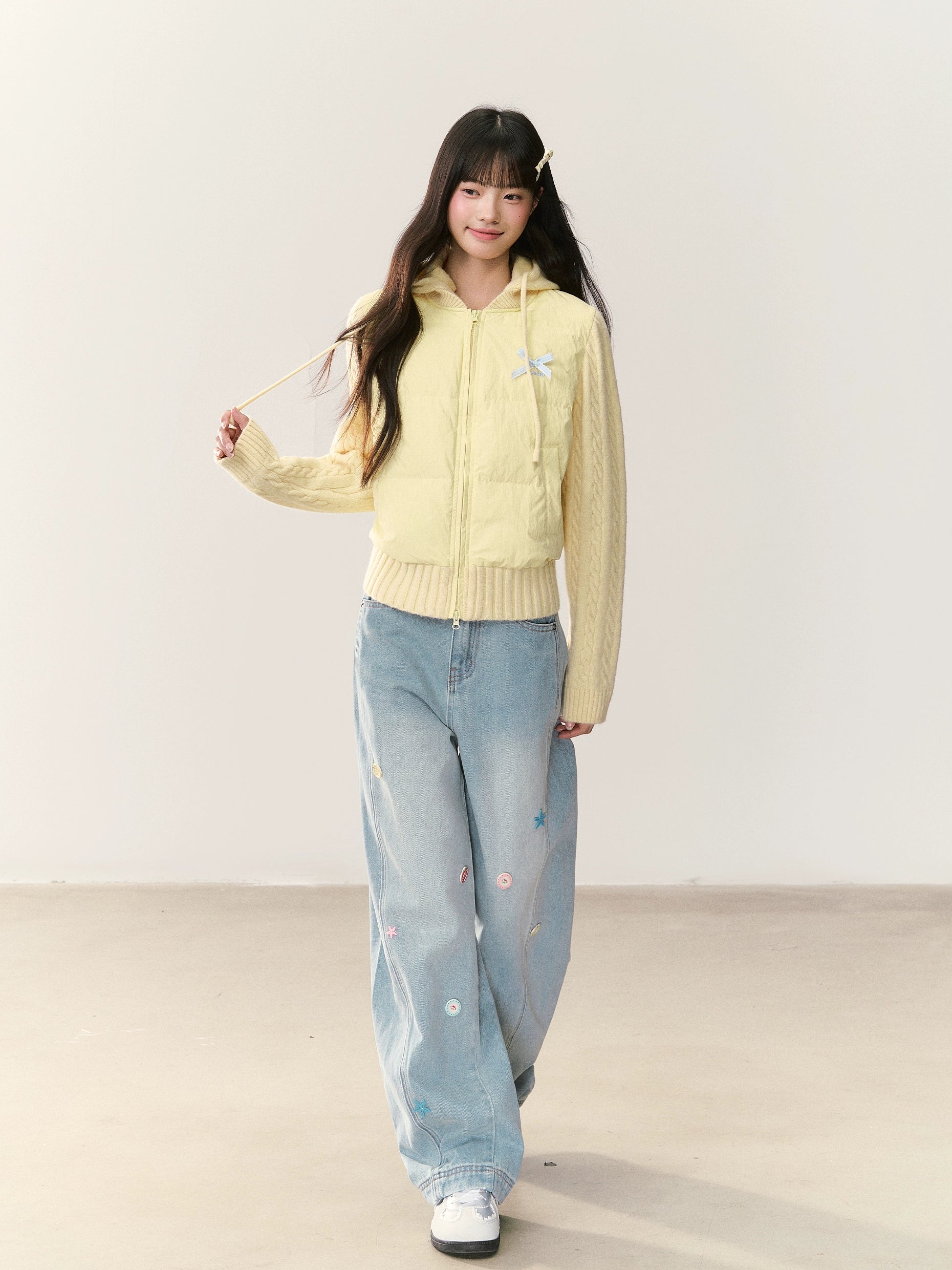 Umoumo Loose and Thin Scimitar Jeans