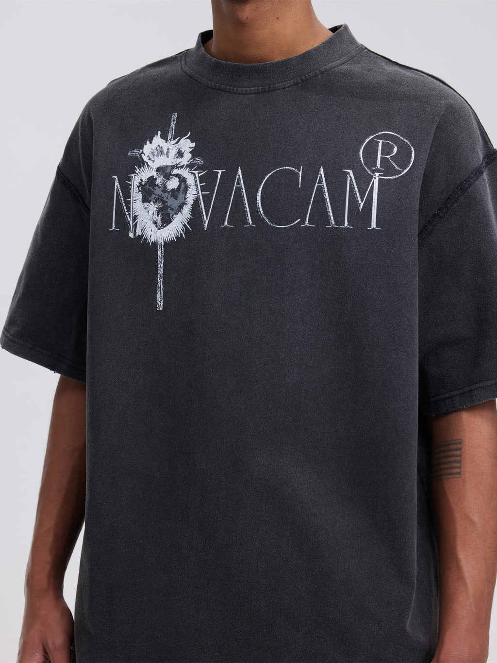 NOVACAM PREMUIM H3ART Tee