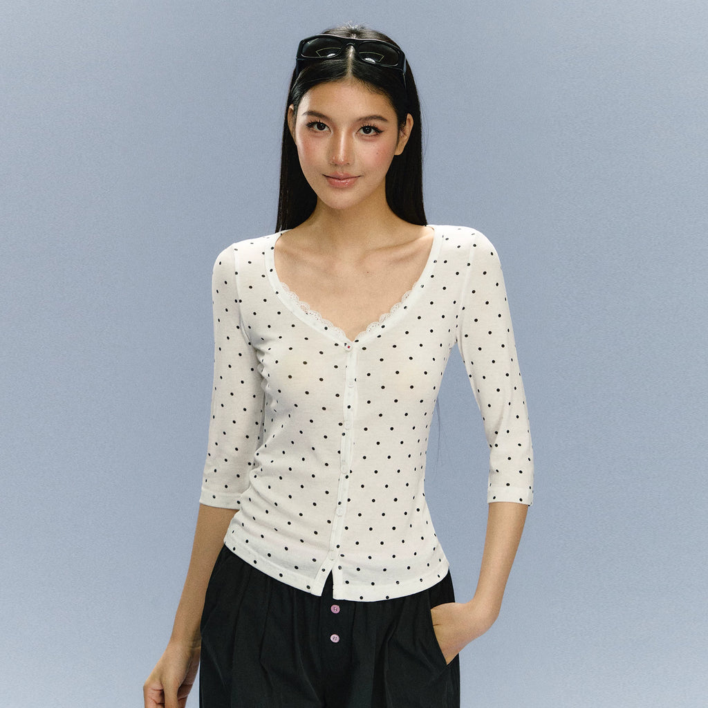 Ariseism V-neck Slim Polka Dot Tee