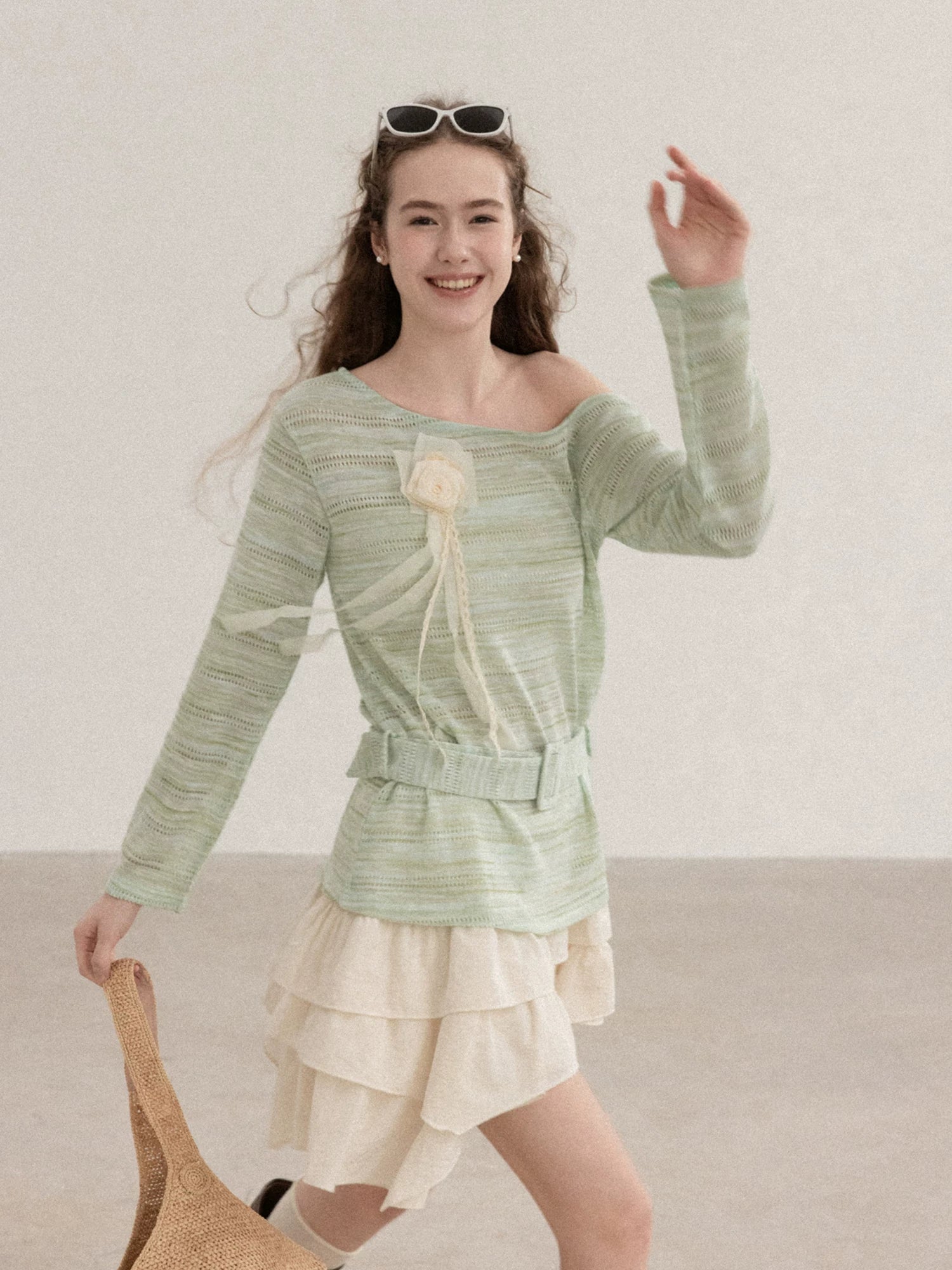 Cantonstory Temperament Slanted Shoulders Waist Long Sleeves
