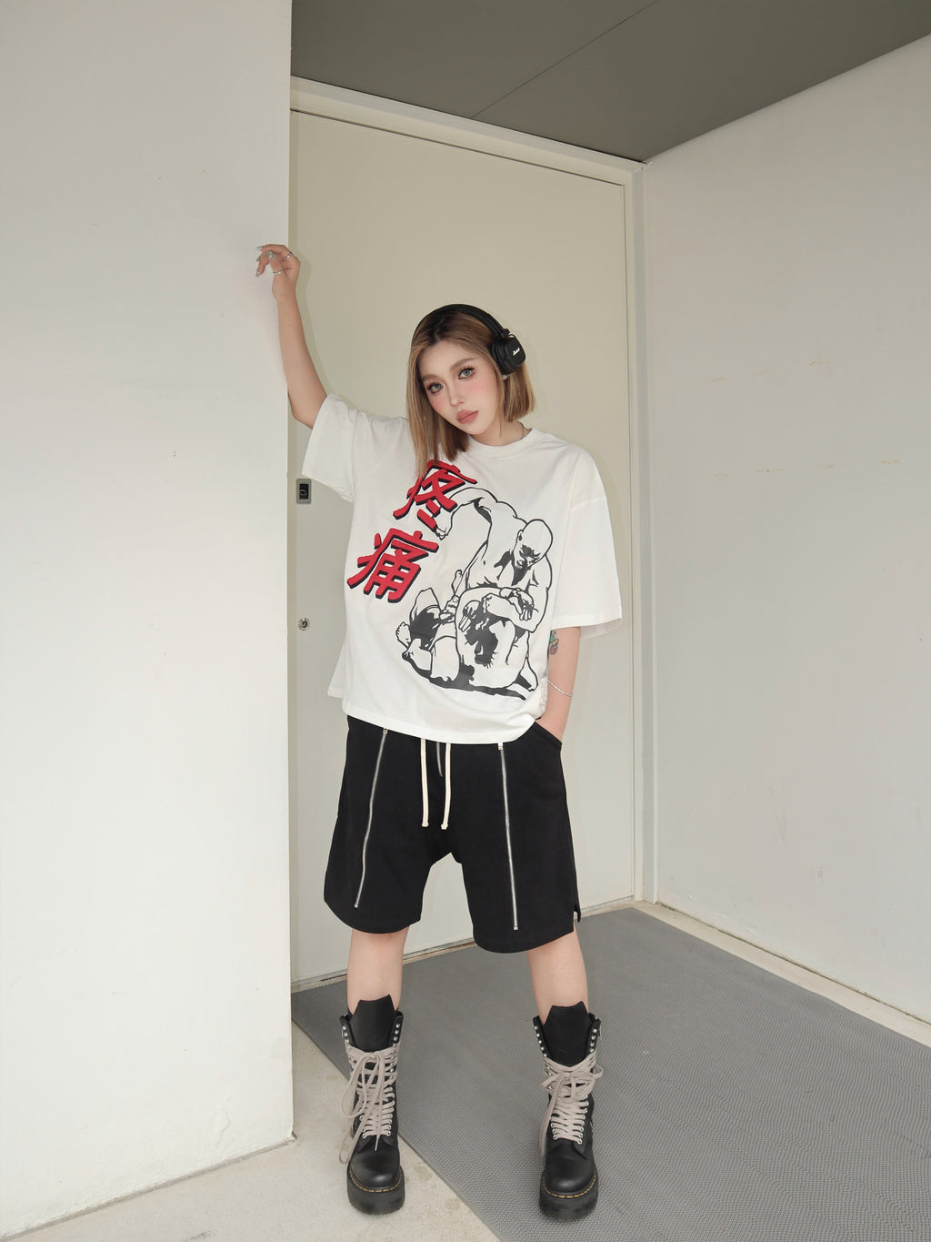 Human Voices Towel Embroidery Pain Short Sleeve Heavy Cotton Tee
