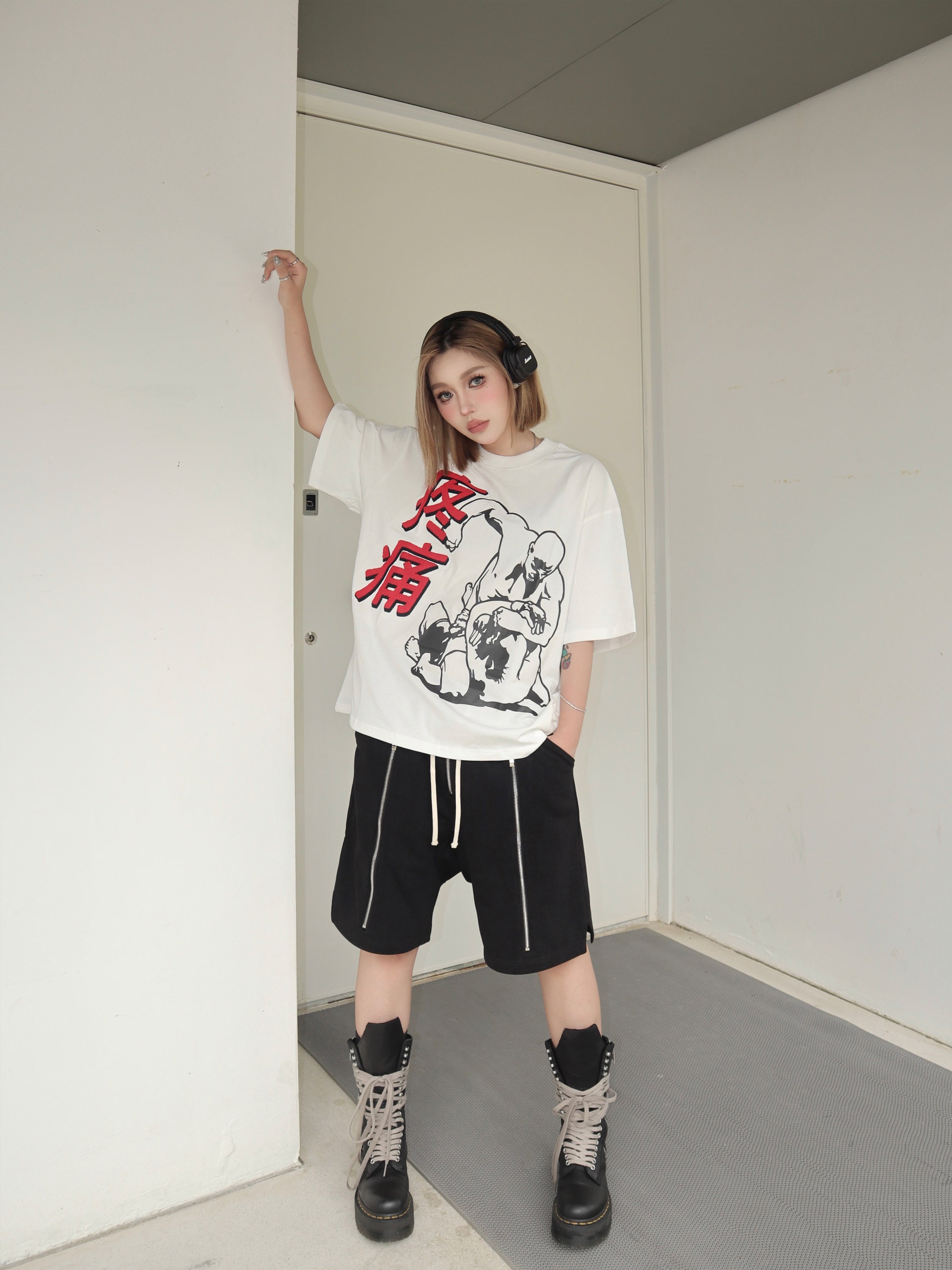Human Voices Towel Embroidery Pain Short Sleeve Heavy Cotton Tee