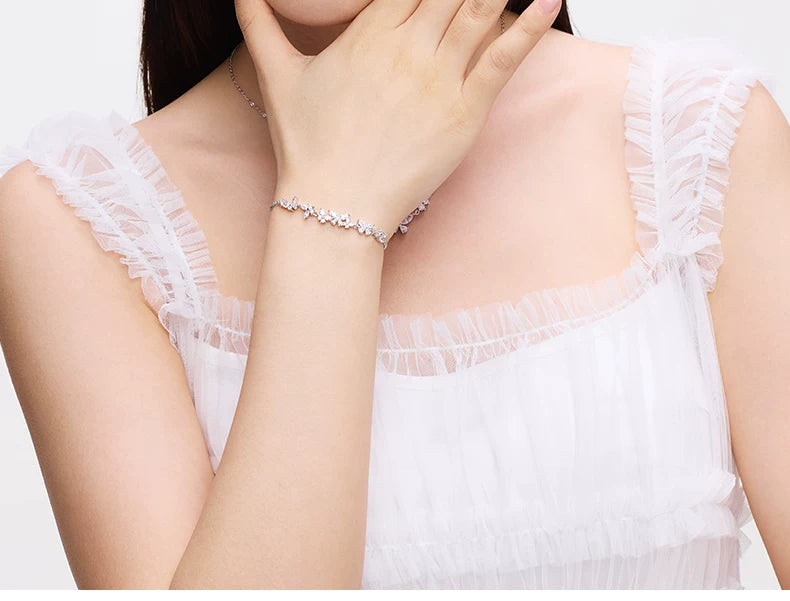 KADER Simple Premium Sparkling Butterfly Bracelet