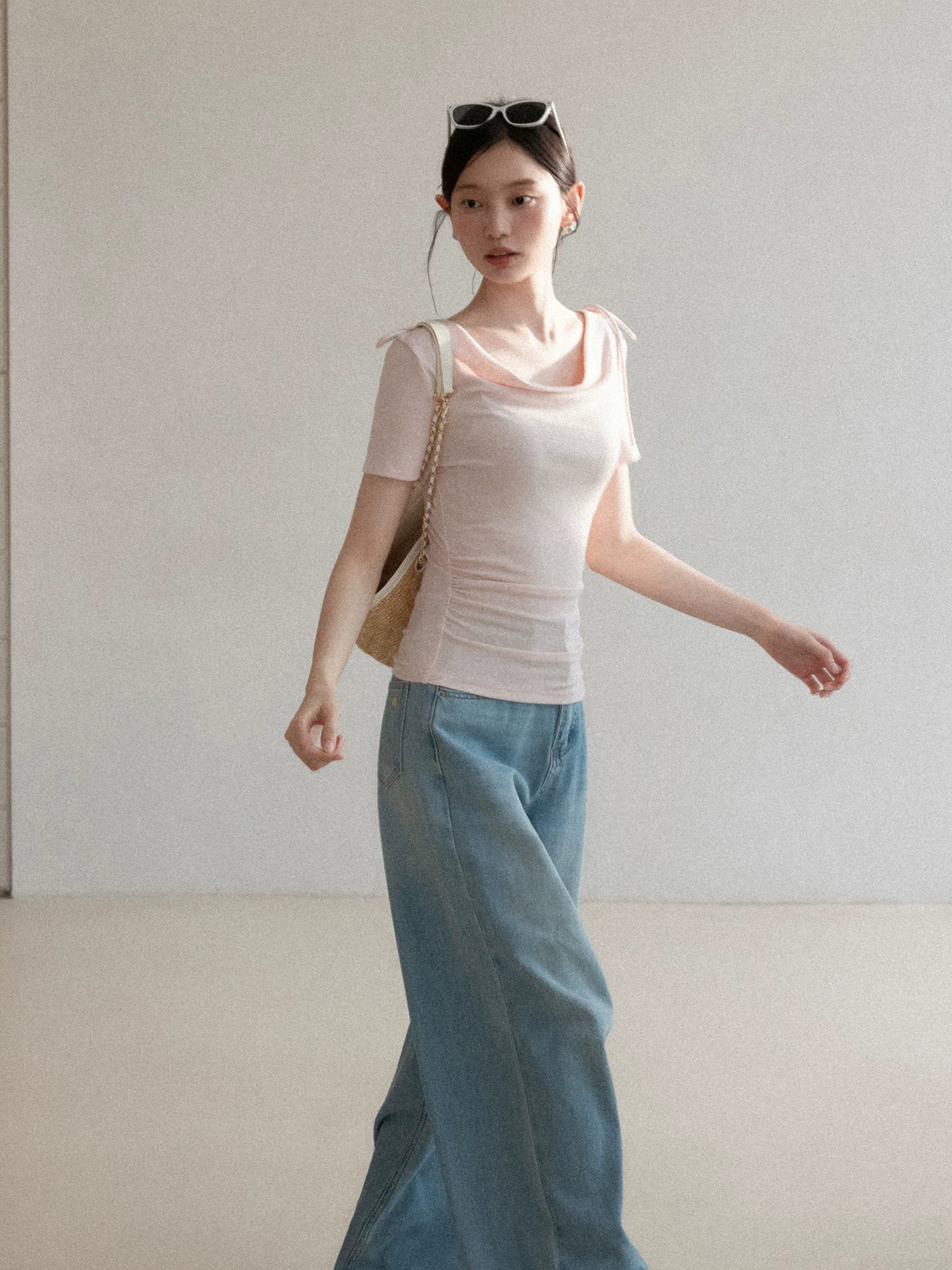 Cantonstory Front Shoulder Waist Slim and Thin Tee