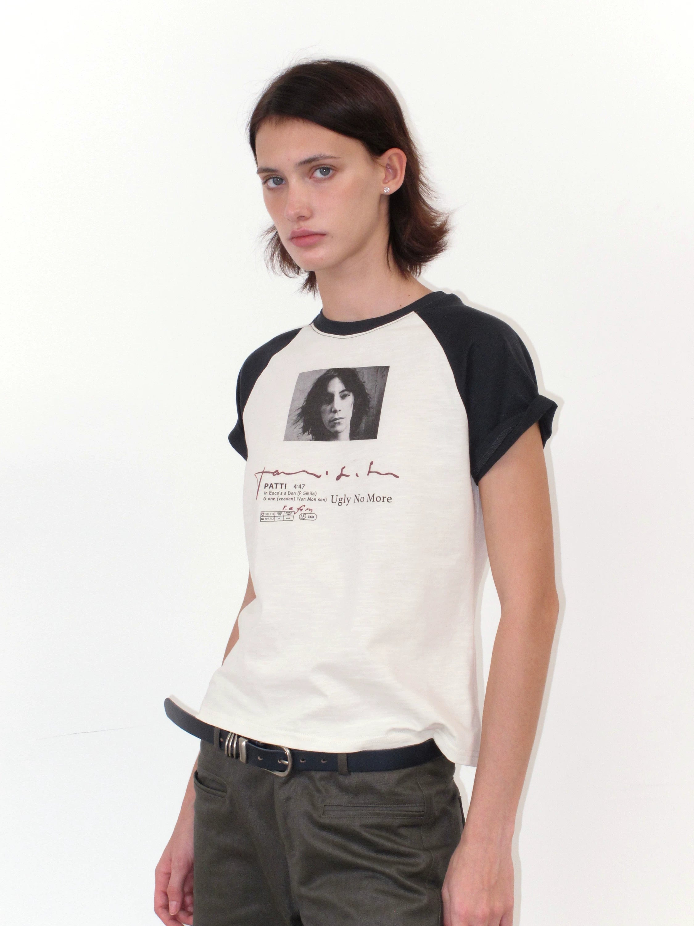 NOT UGLY Splicing Shoulder Sleeve Slim Tee