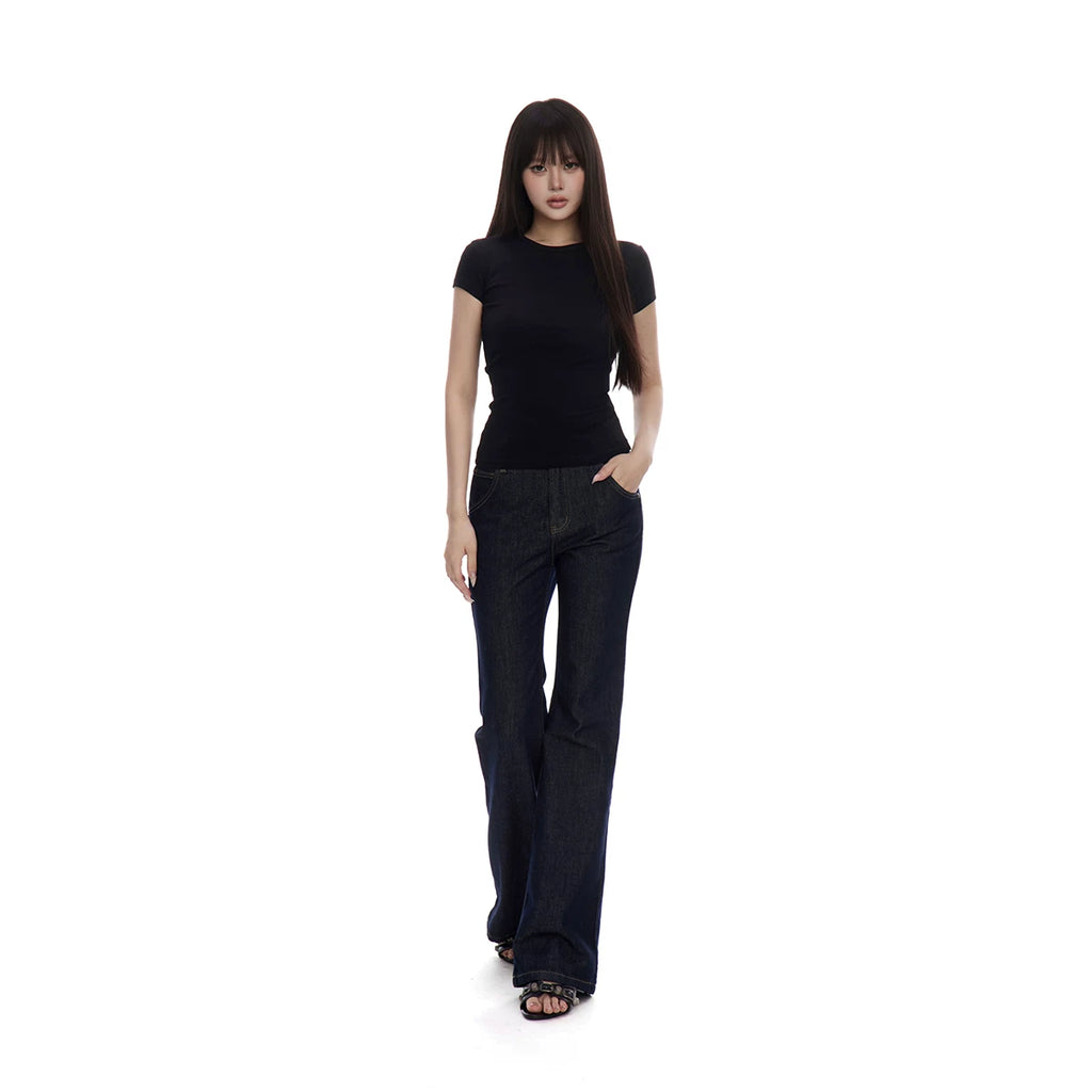 WITHMIN Straight Shoulders Slim and Slim Tee