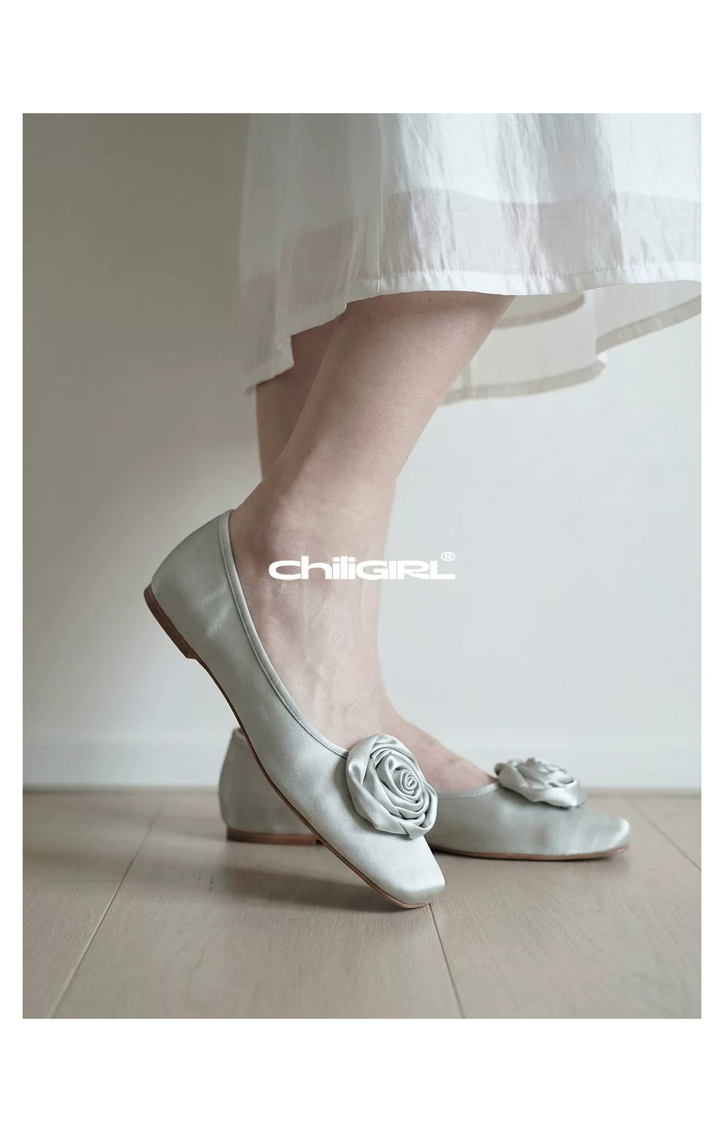 CHILIGIRL Flat Bottom Square Head Flower Decorative Single Shoes