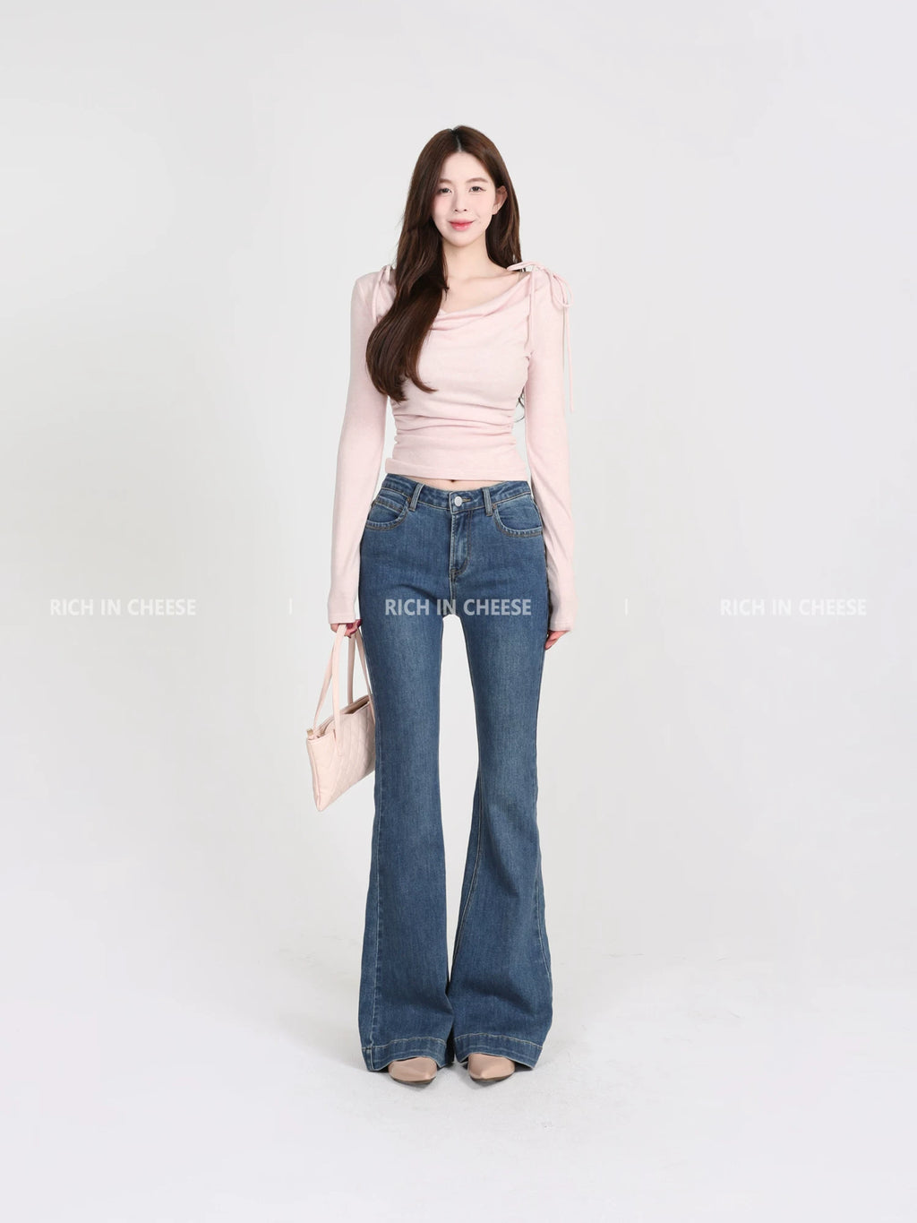 RICH IN CHEESE Swing Neck Knitted Waist Long Sleeve
