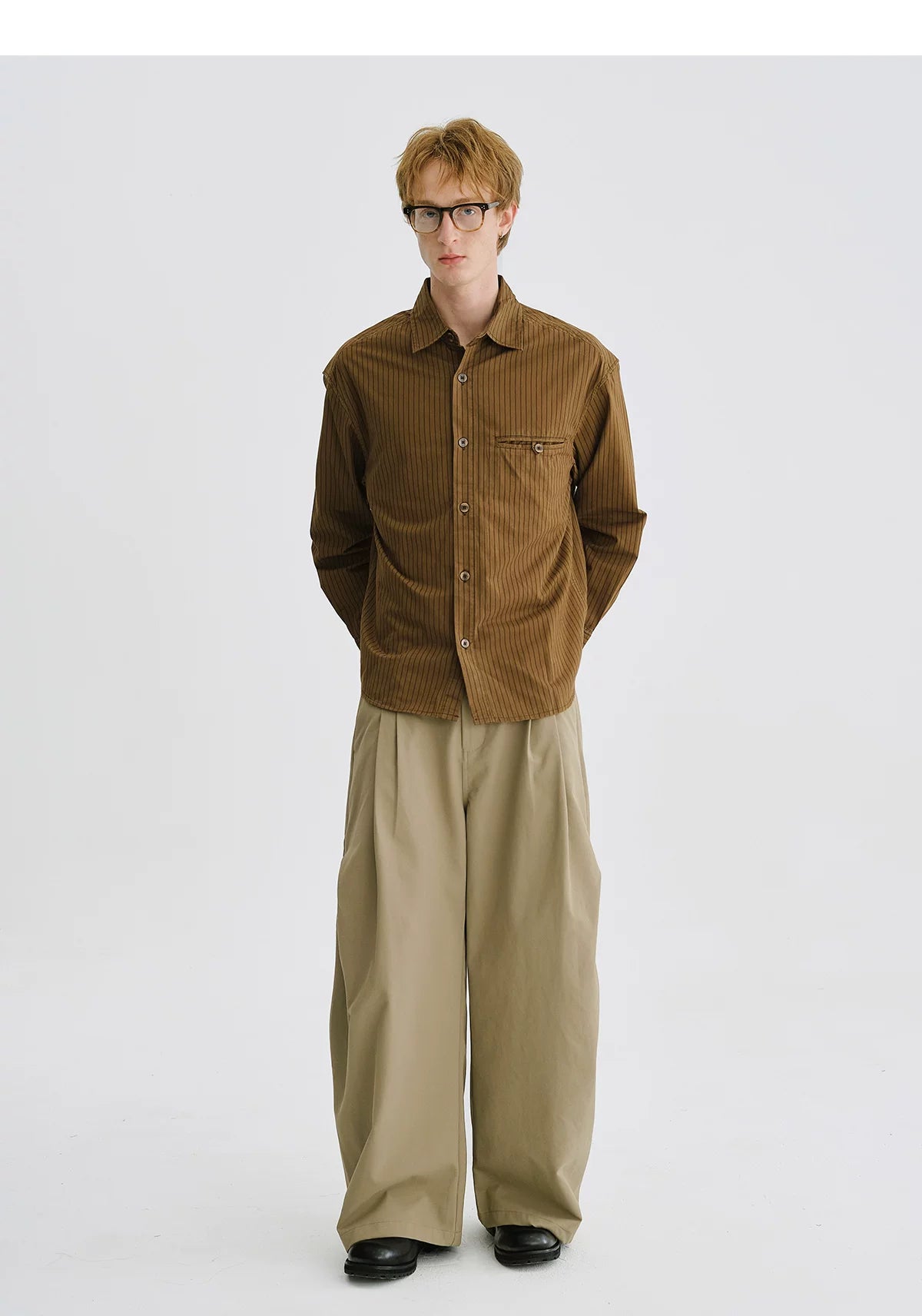 LIVINGTOWN Minimalist Pinstripe Lapel Loose Shirt