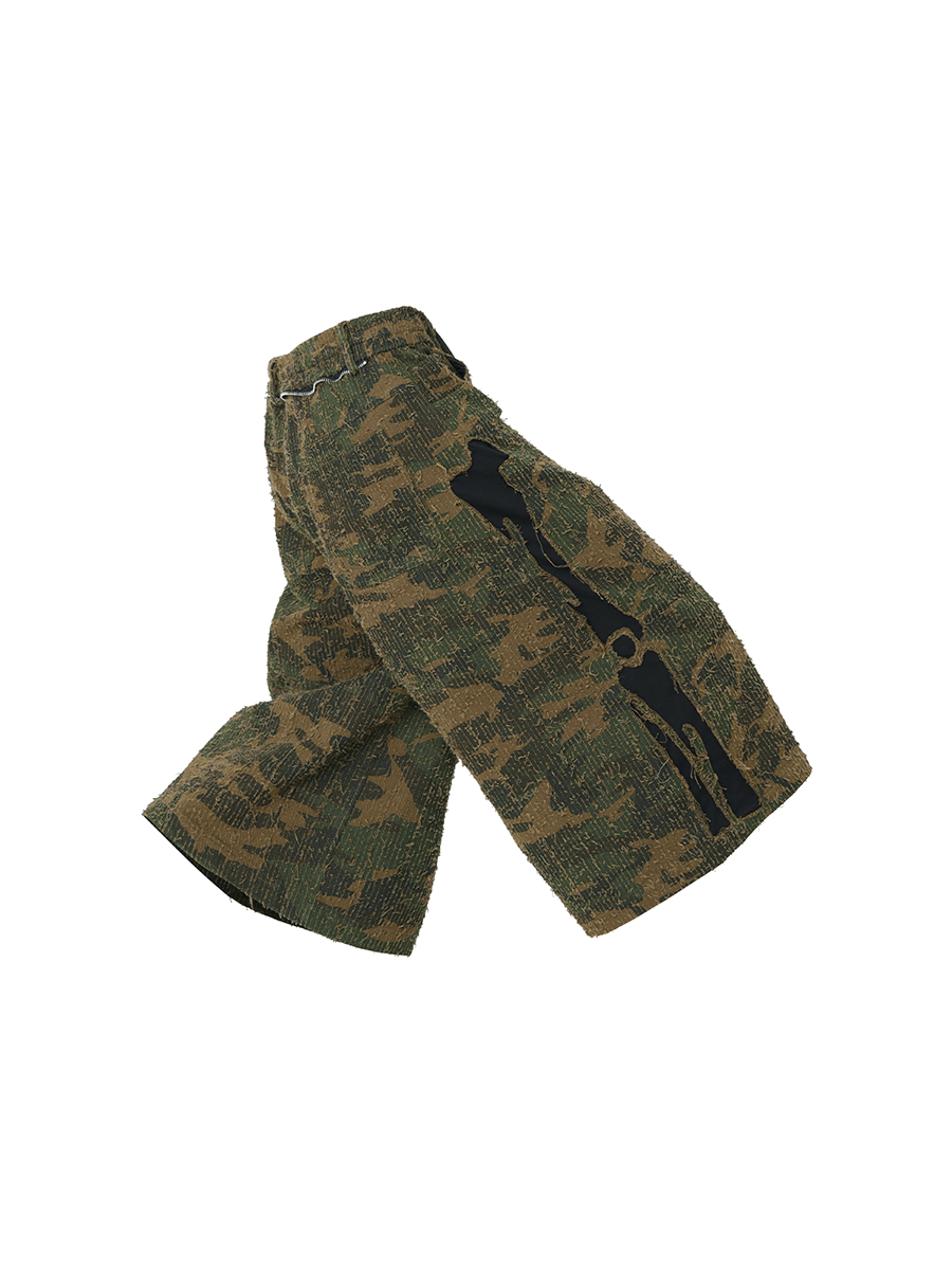 RELABEL Sticker Embroidery Contrasting Color Camouflage Eight-point Shorts