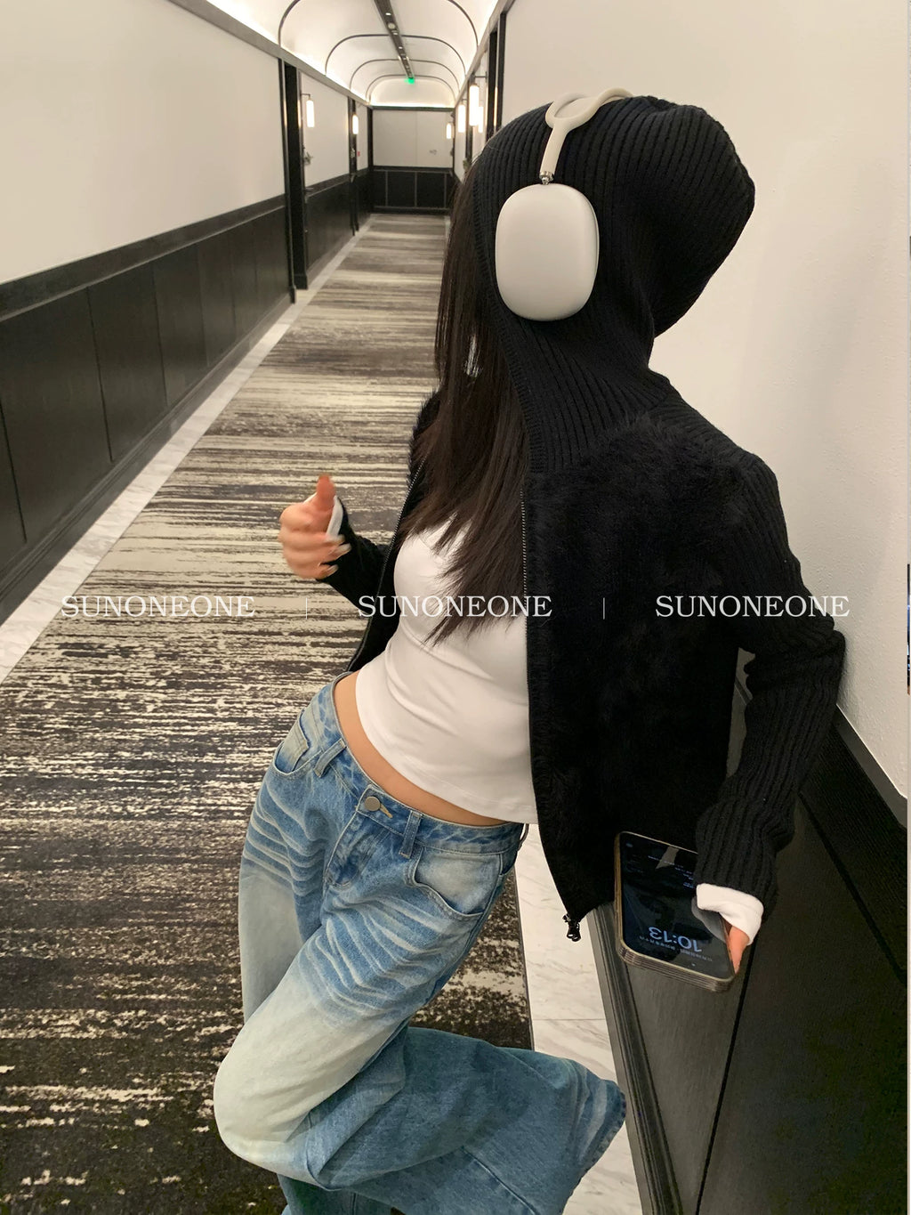 SUNONEONE Crease Mopping Loose Jeans