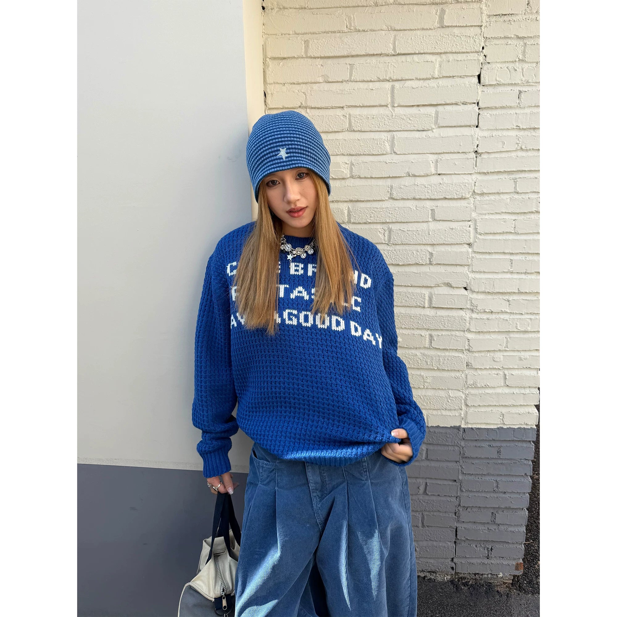 CCYE English Alphabet Crew Neck Knitted Sweater