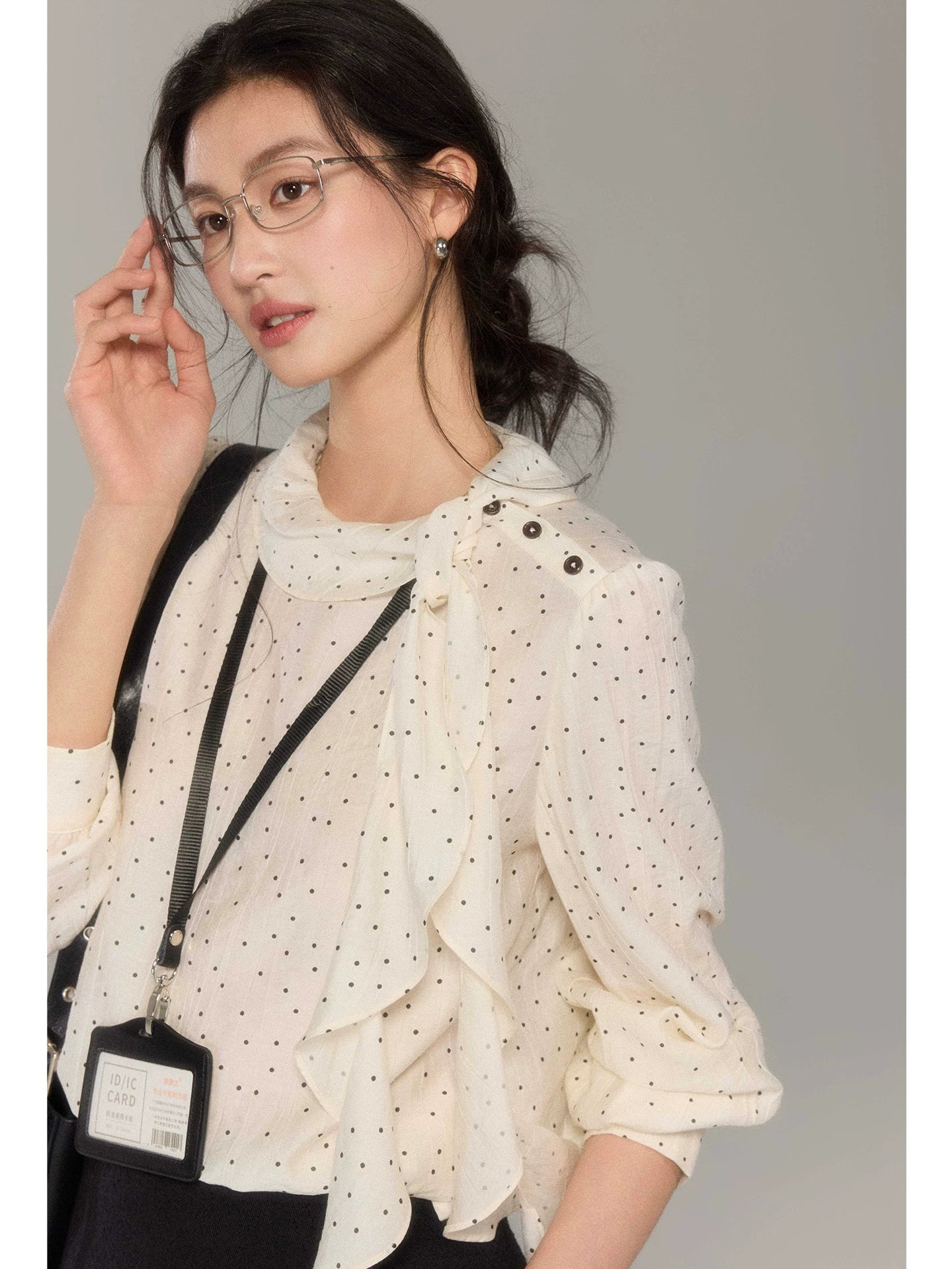 TYANG Polka Dot Fungus Edge Loose Streamer Shirt